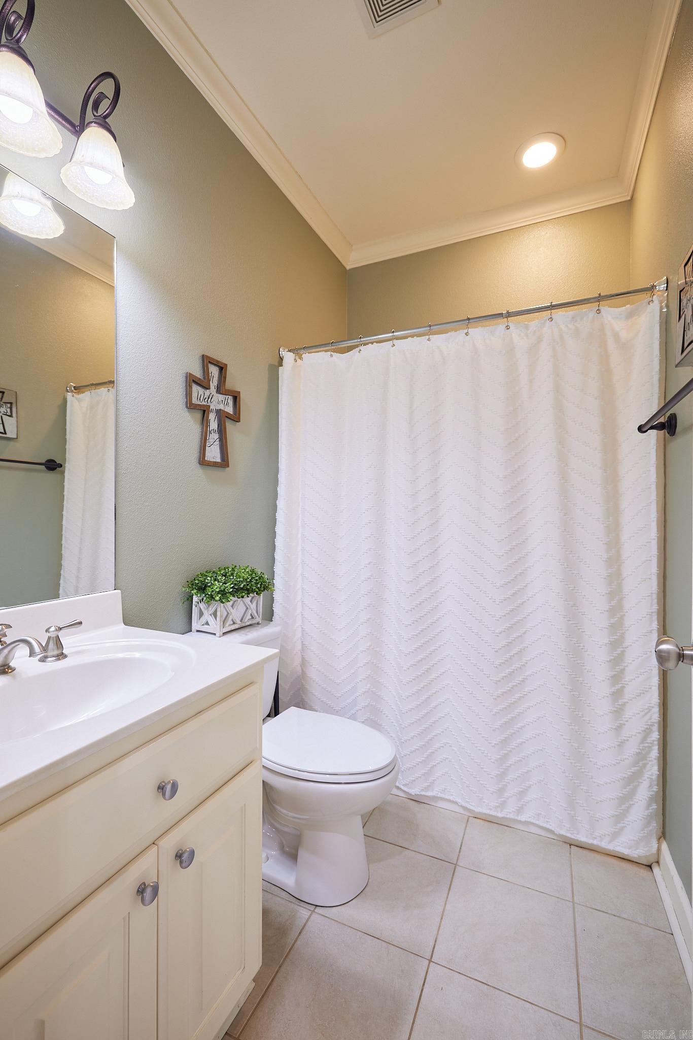 1739 Yorkshire Drive