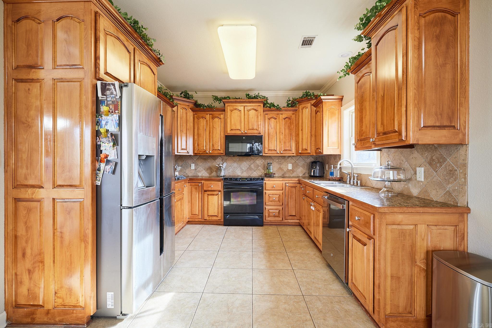 1739 Yorkshire Drive