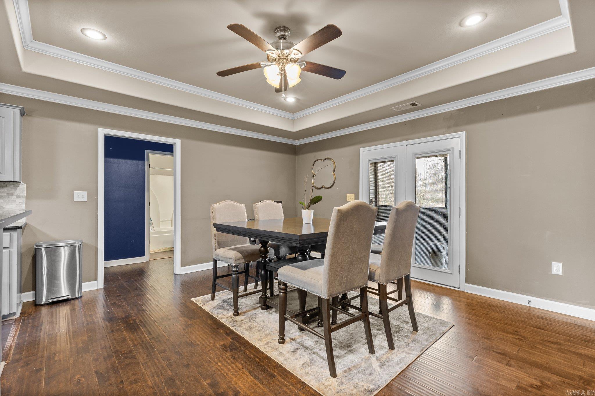 8230 Nora Lane
