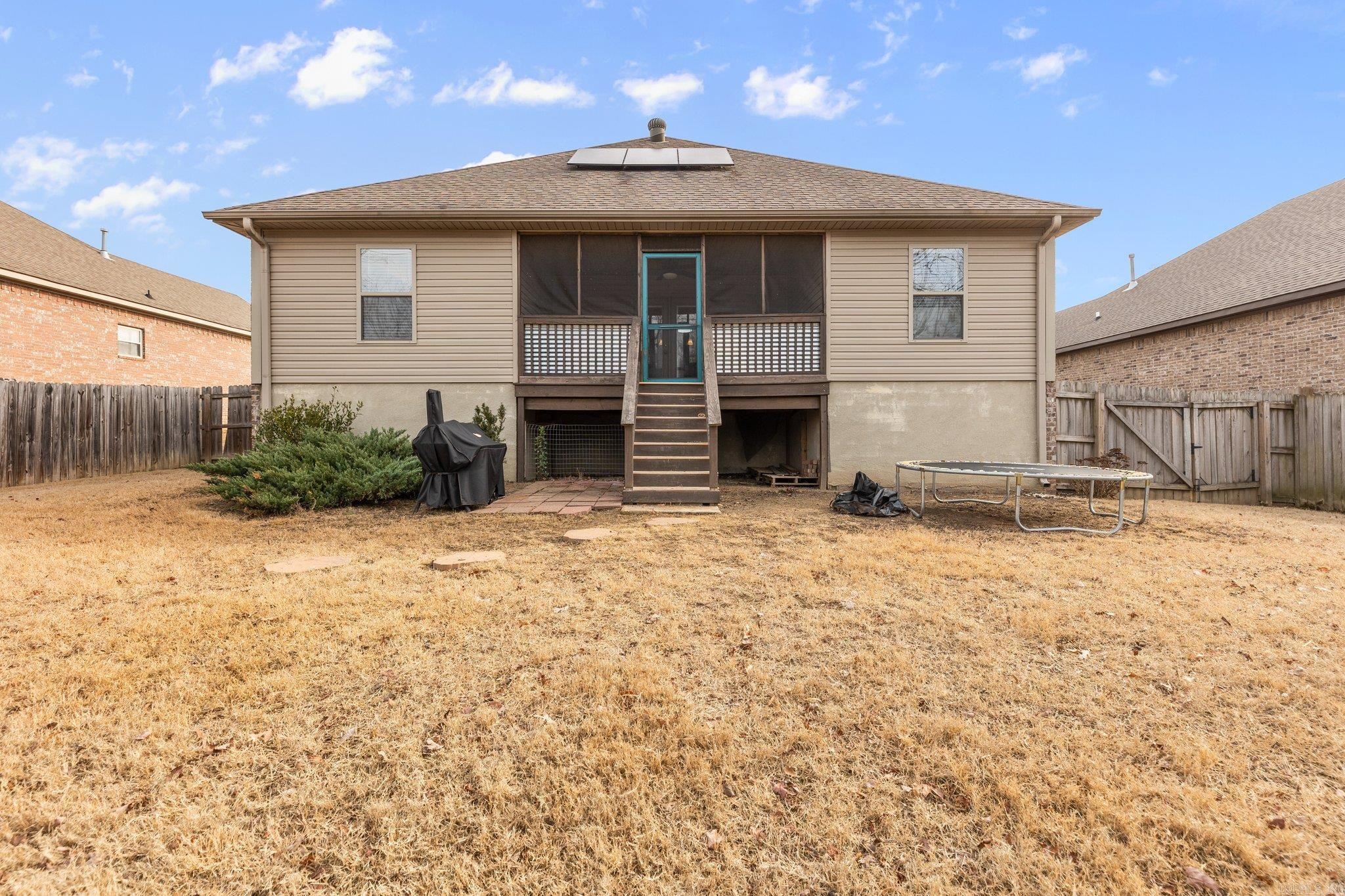8230 Nora Lane