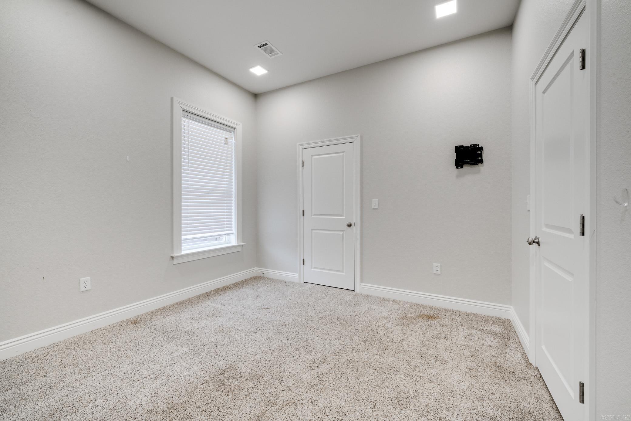 82 Daugherty Hill Road