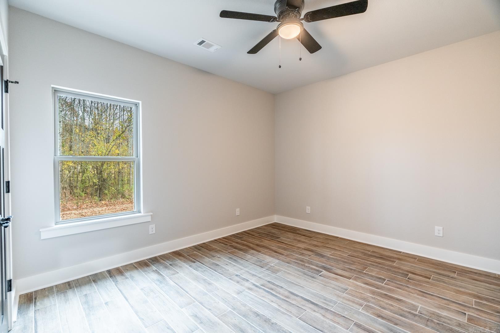 207 Heather Loop