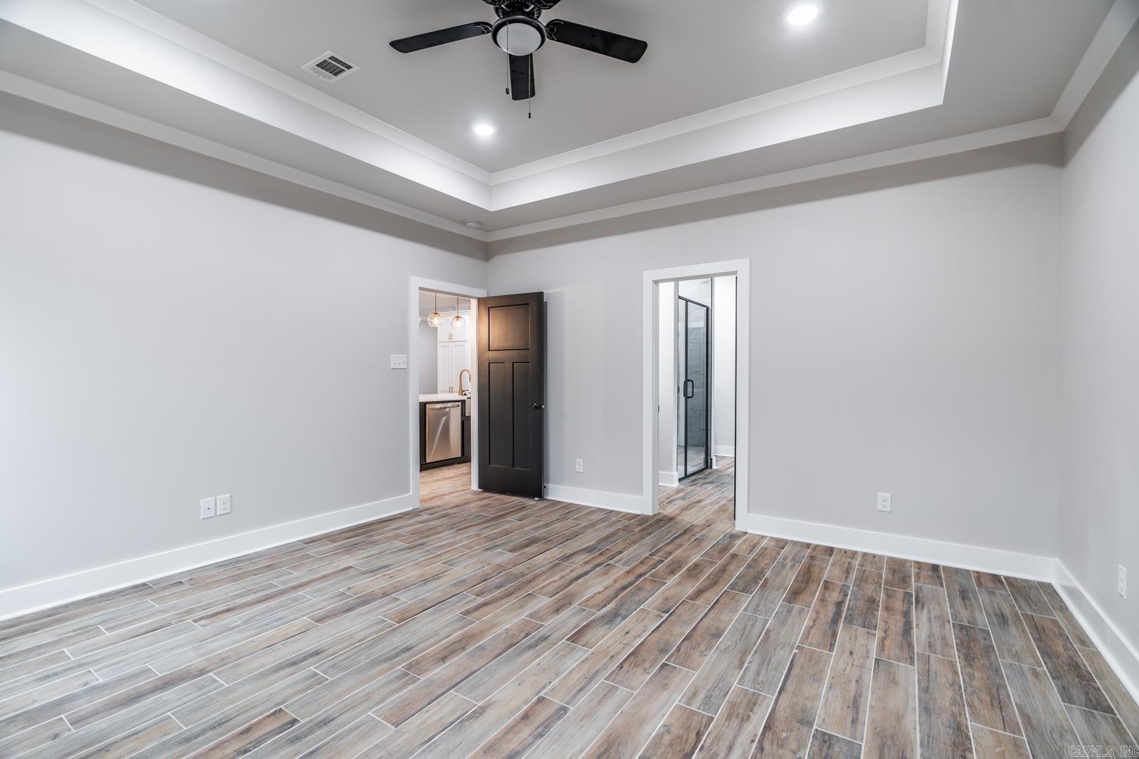 207 Heather Loop