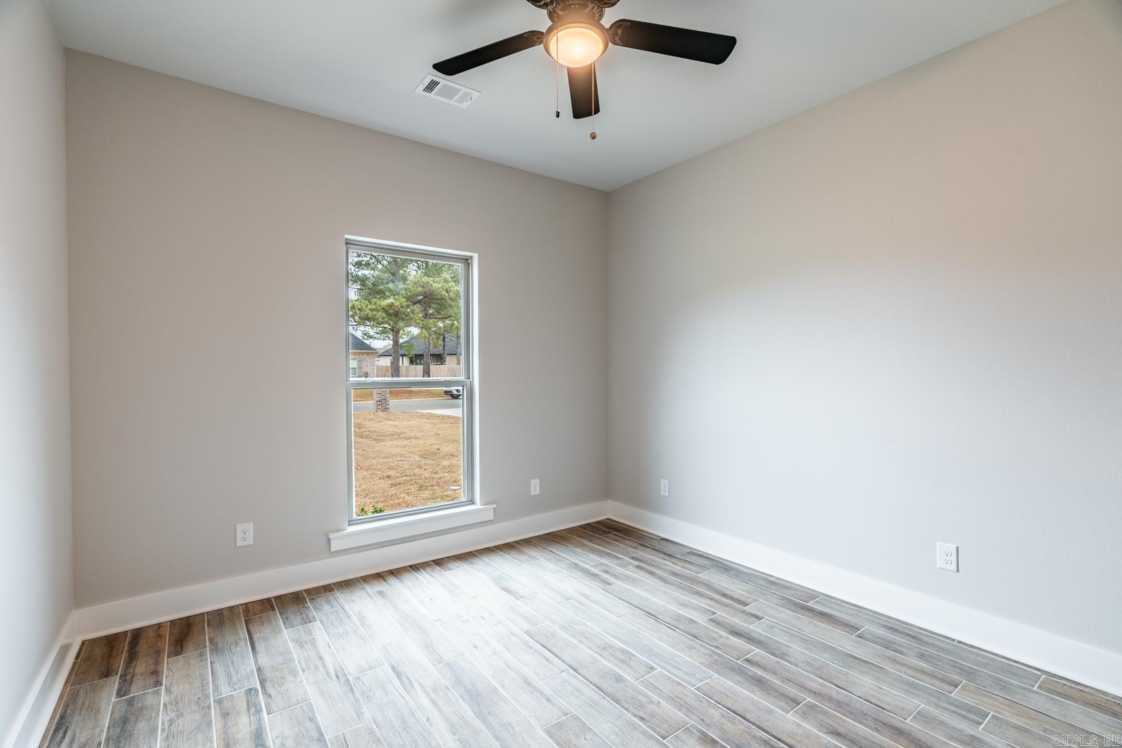 207 Heather Loop