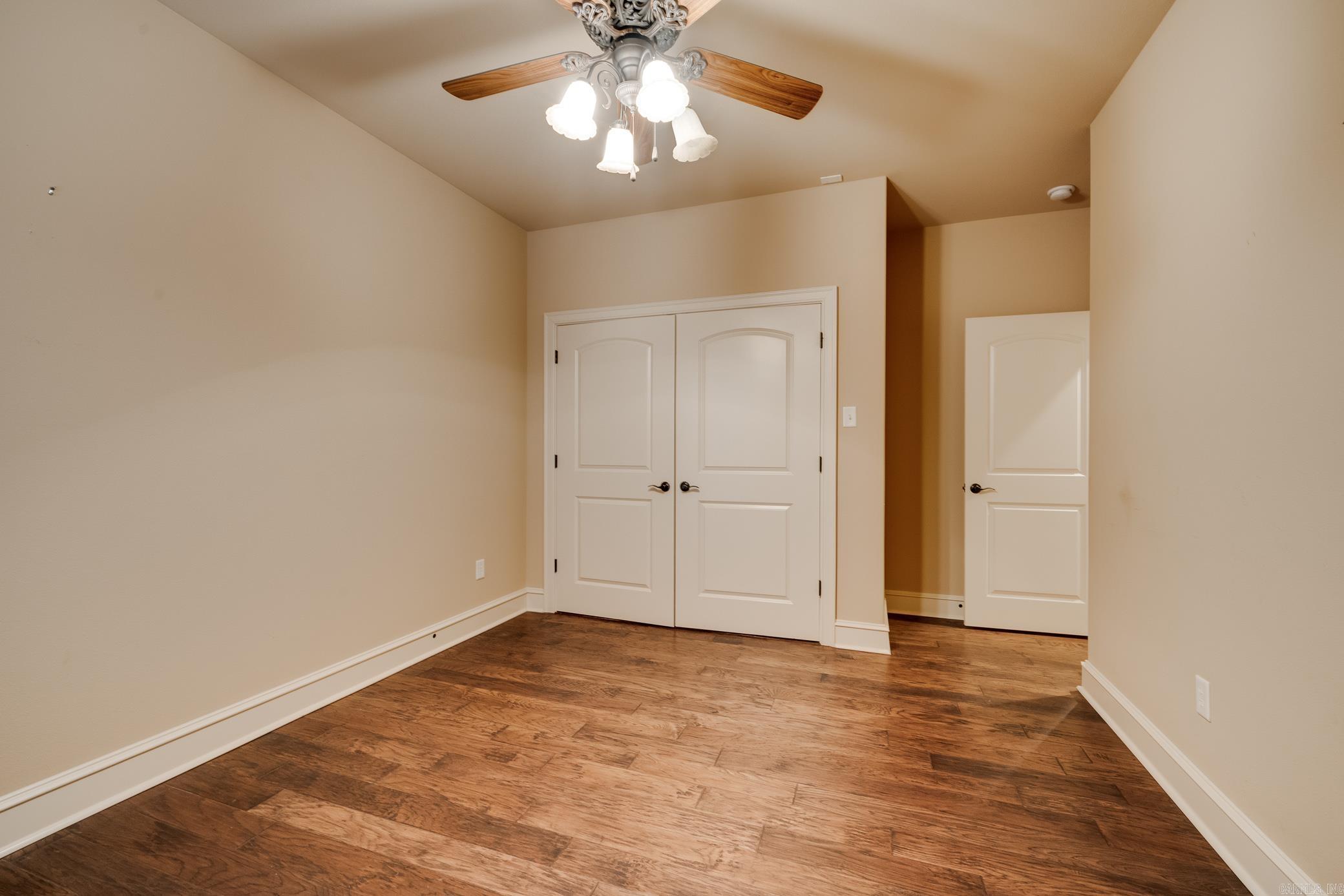 945 Chapel Hill Drive