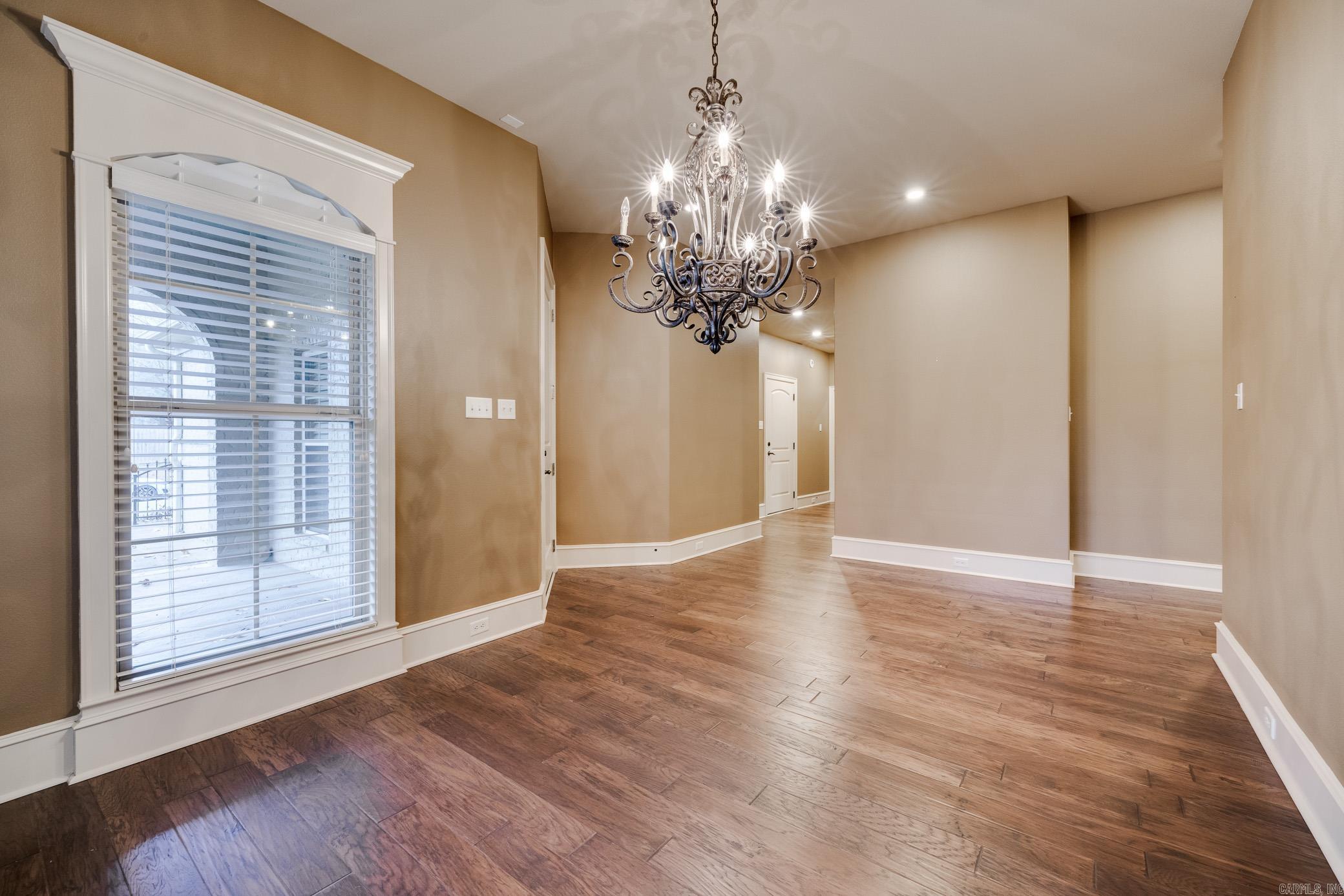 945 Chapel Hill Drive