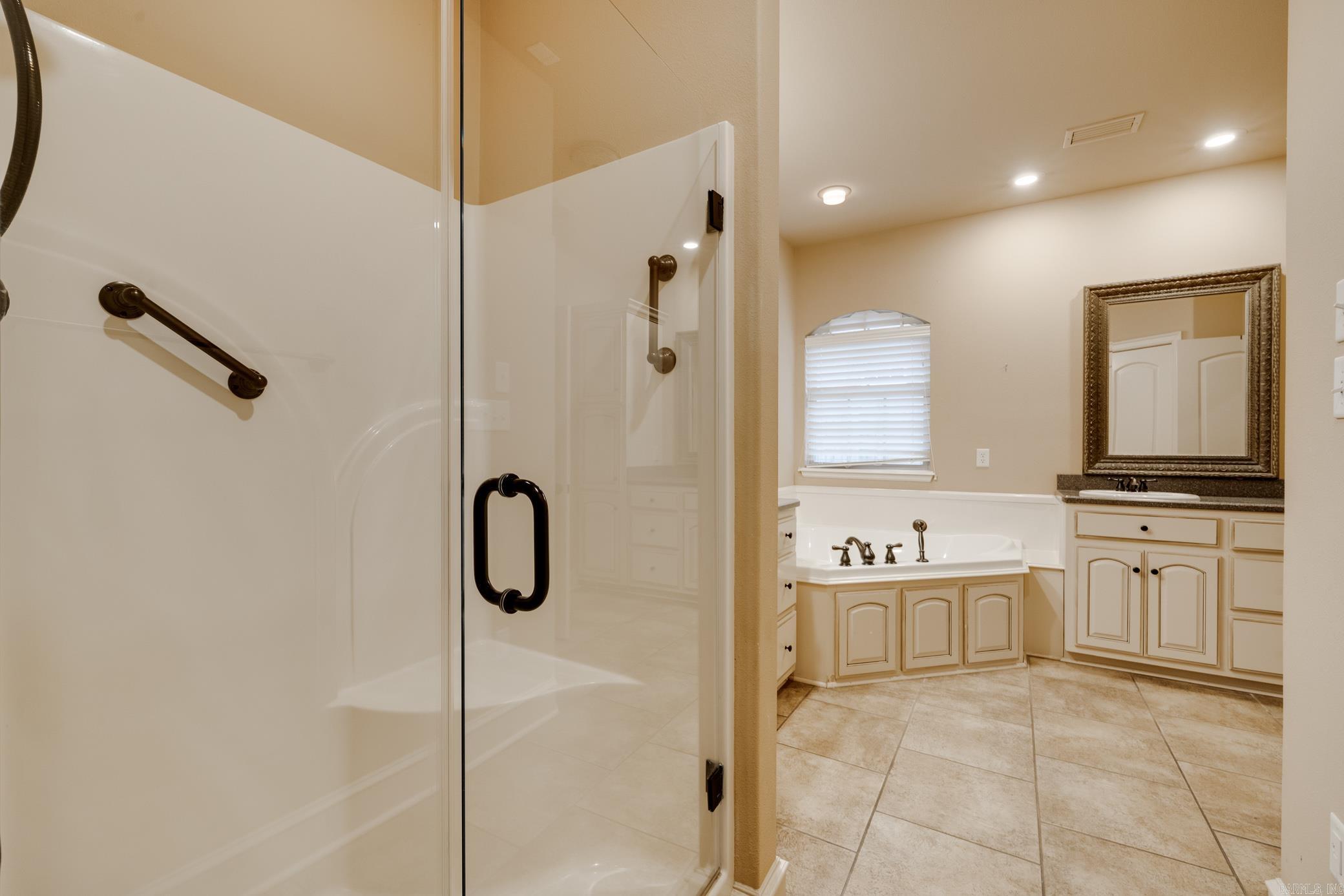 945 Chapel Hill Drive