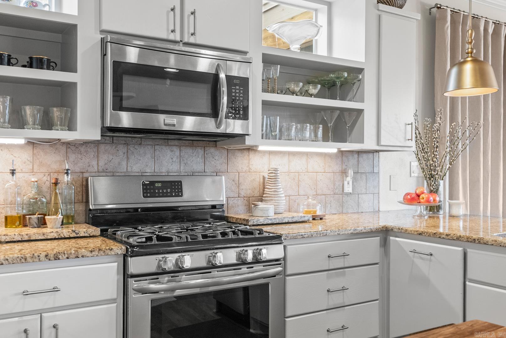 34617 Heinze Cove