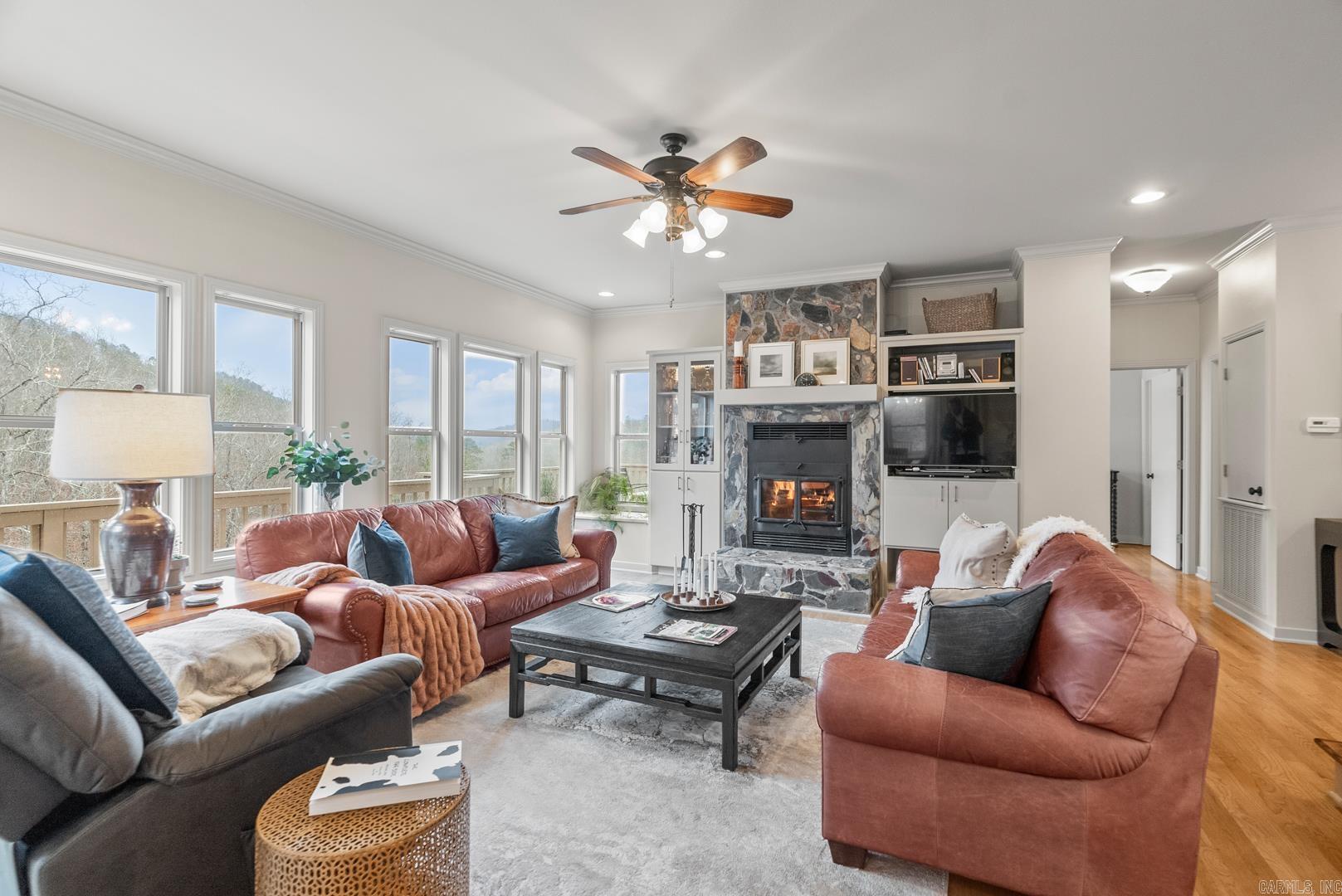 34617 Heinze Cove