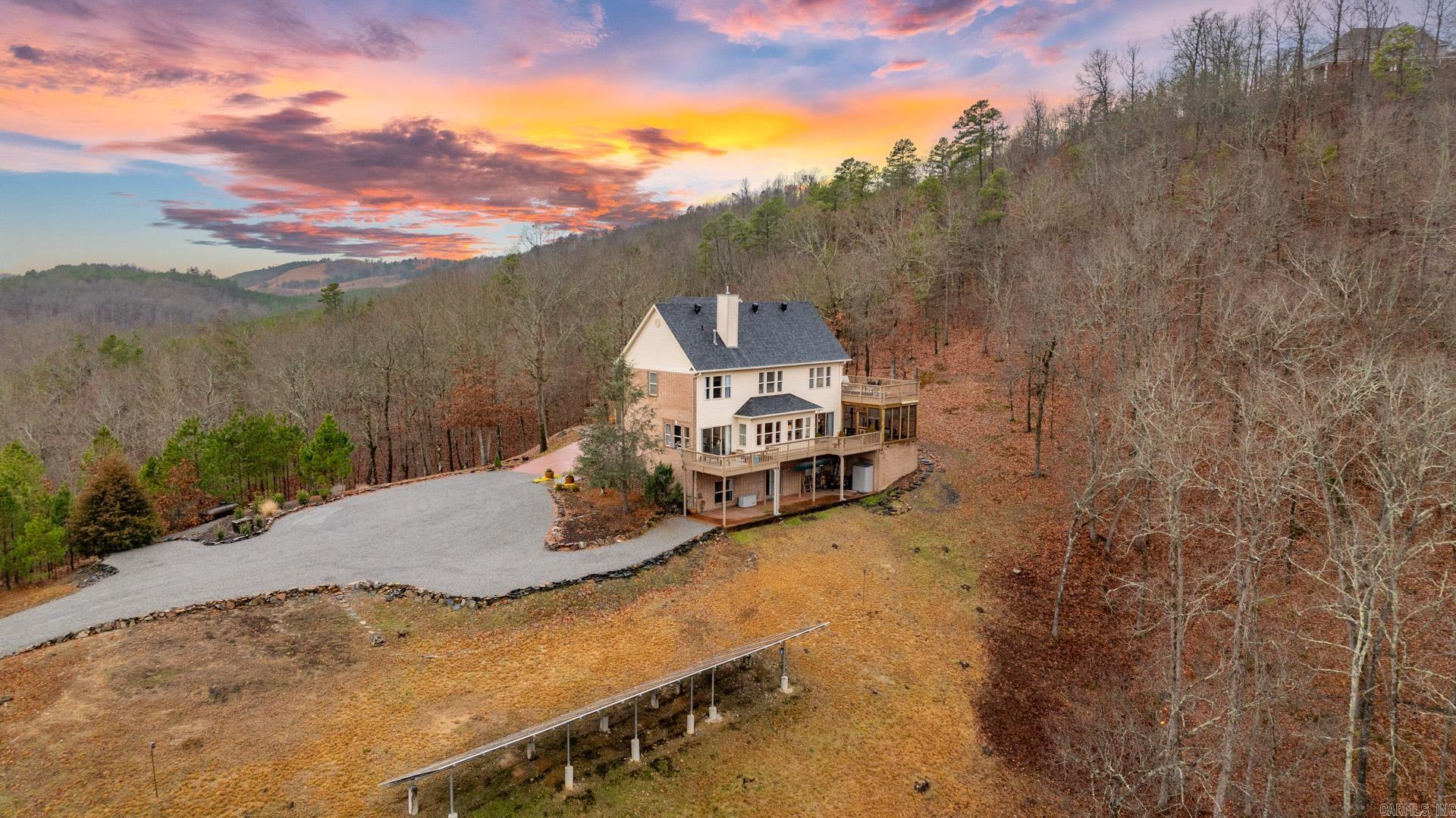 34617 Heinze Cove