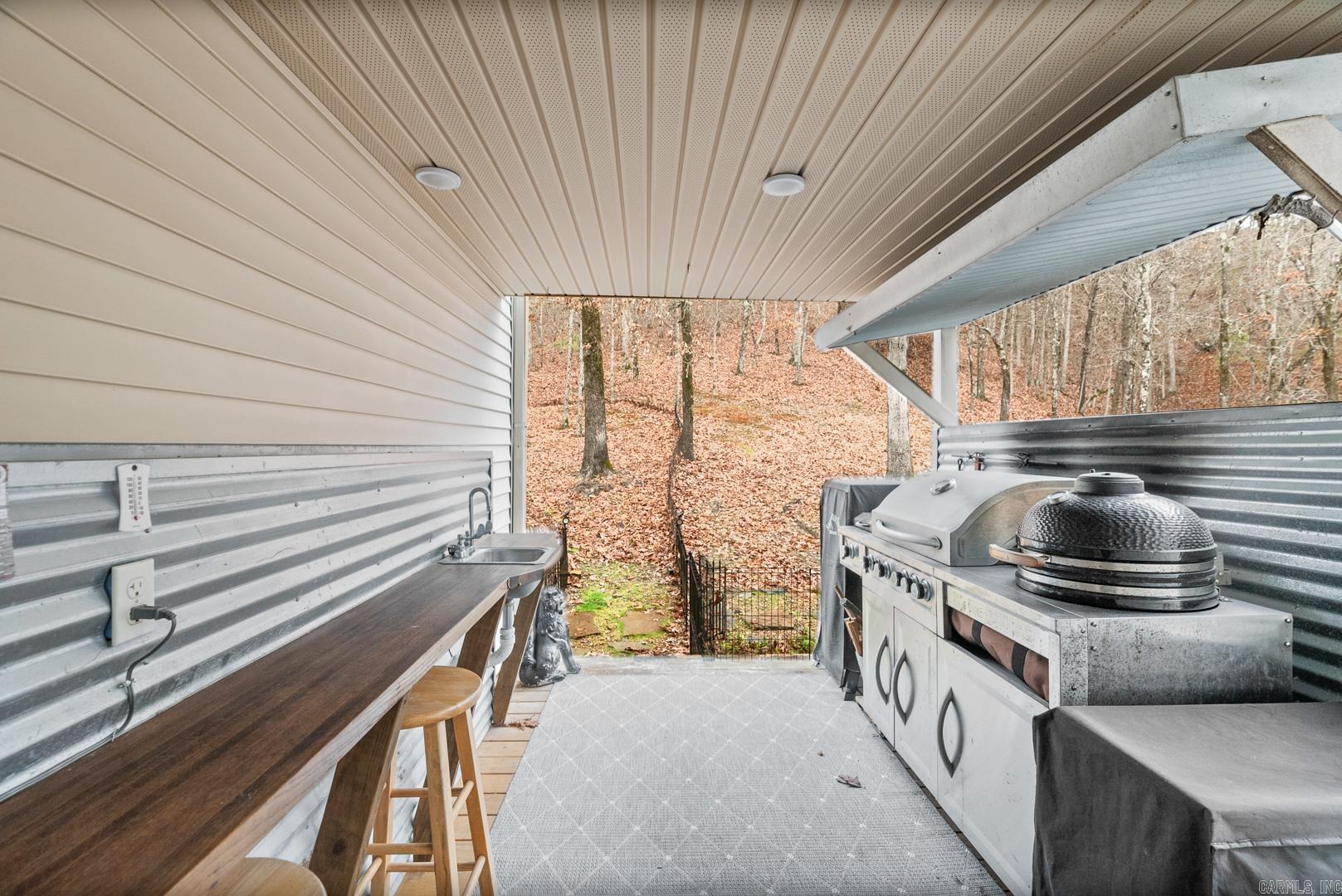 34617 Heinze Cove