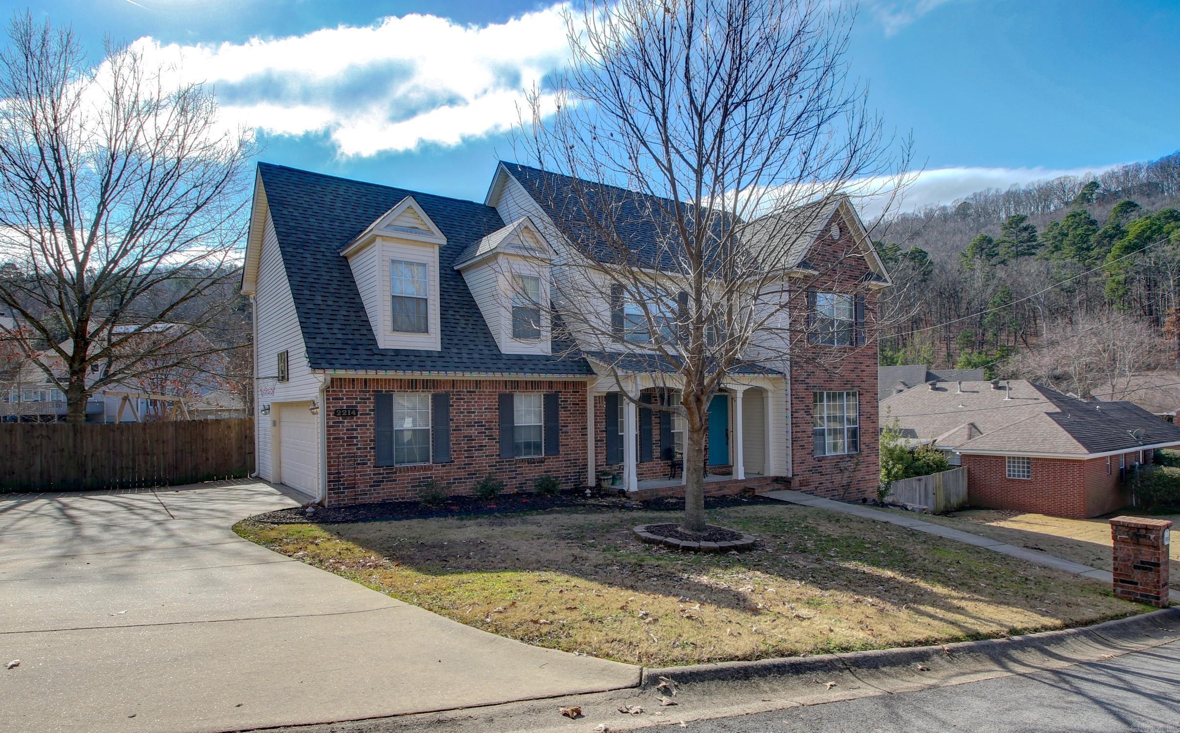 2214 Westport Loop