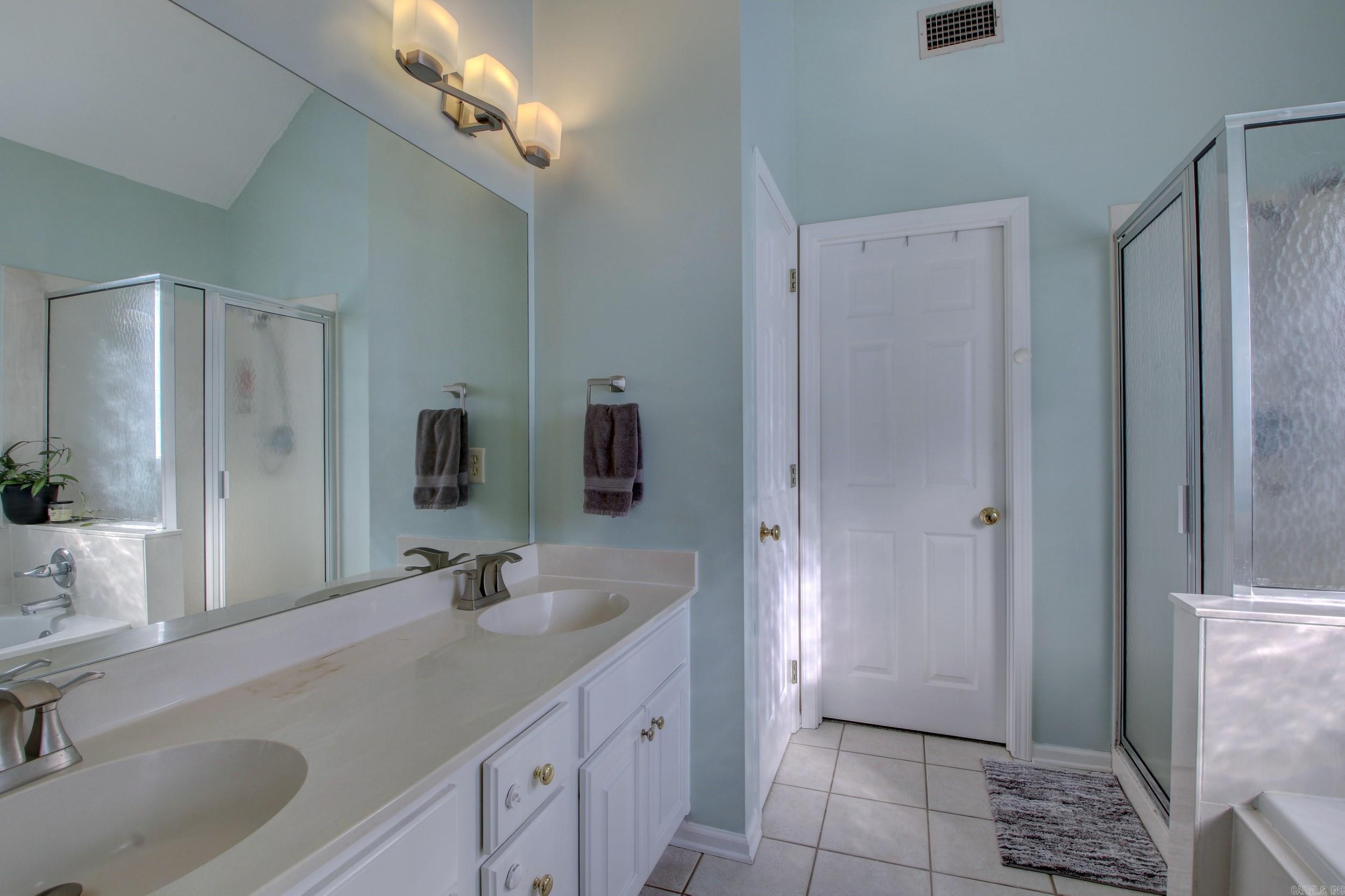 2214 Westport Loop