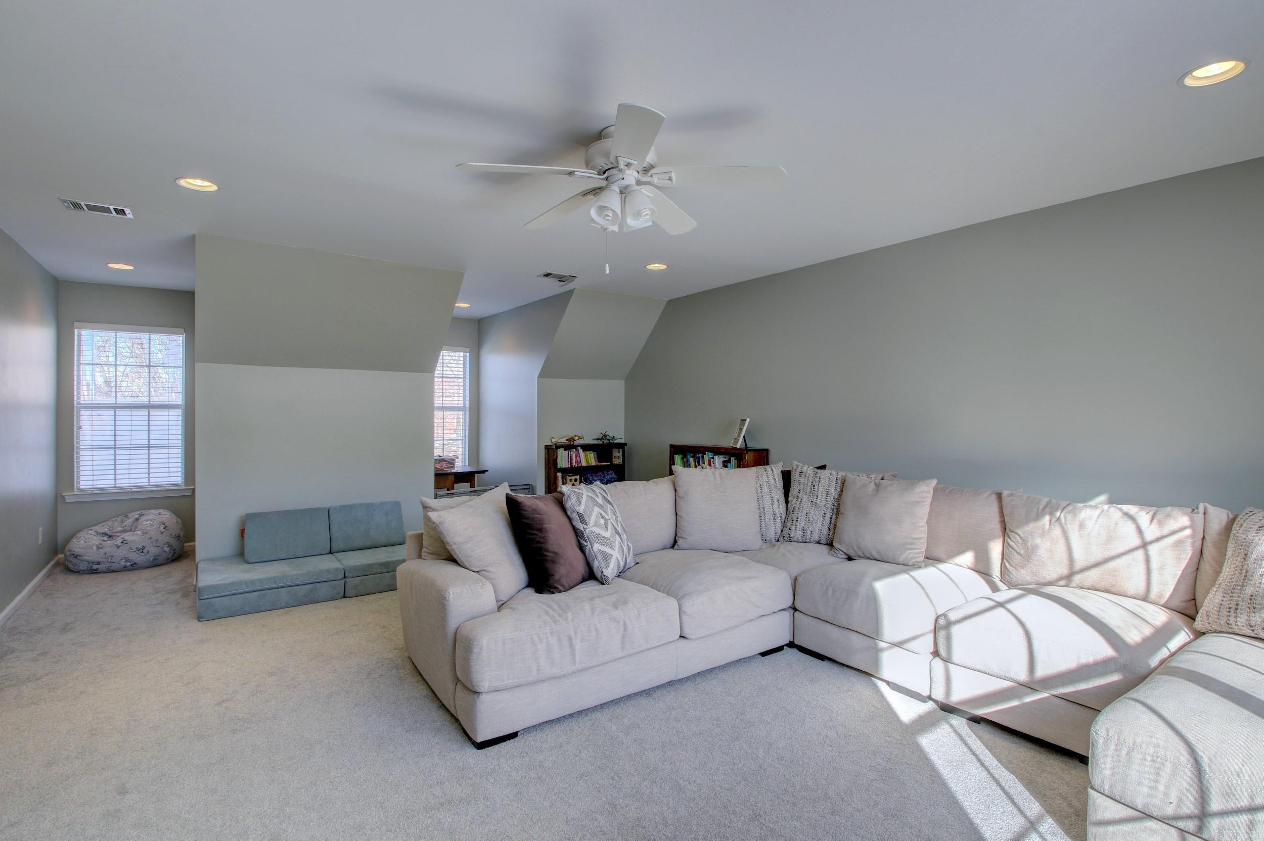 2214 Westport Loop