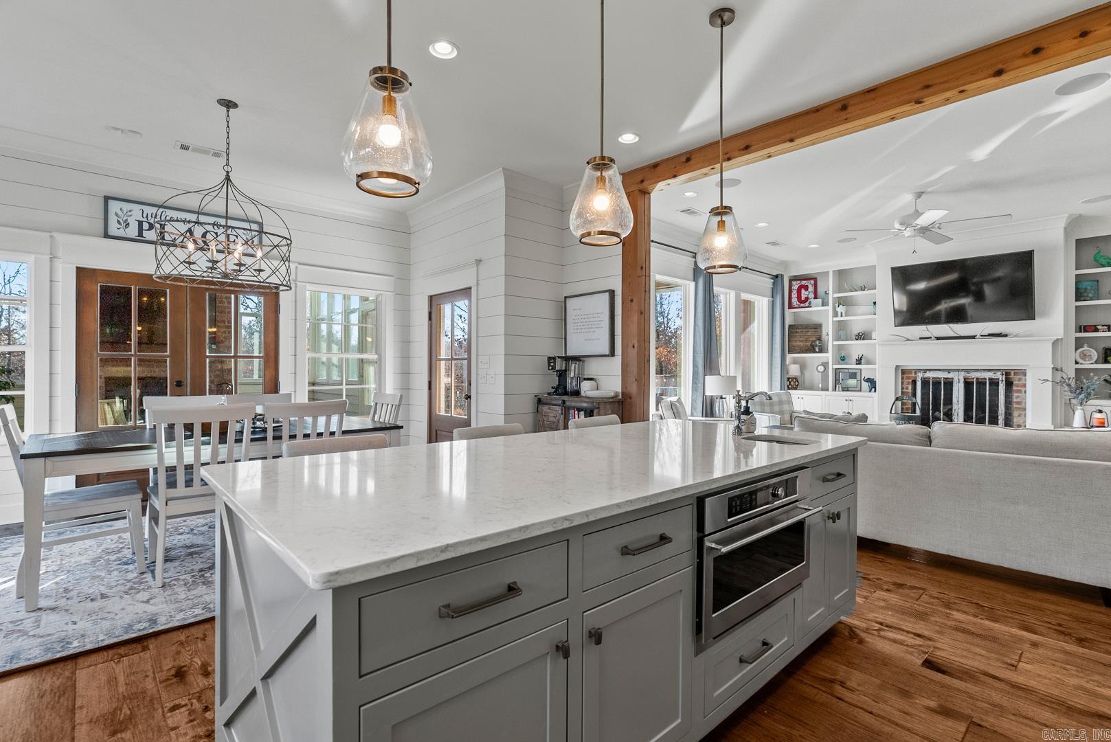 1245 Westcliffe Drive