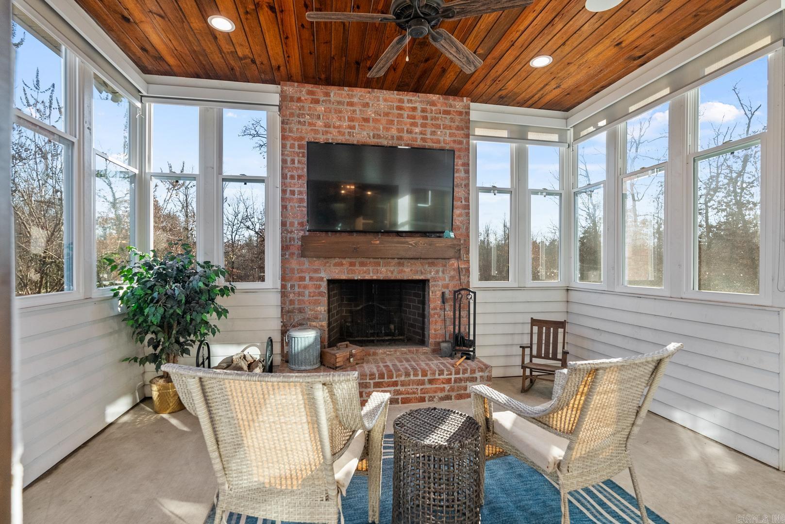 1245 Westcliffe Drive