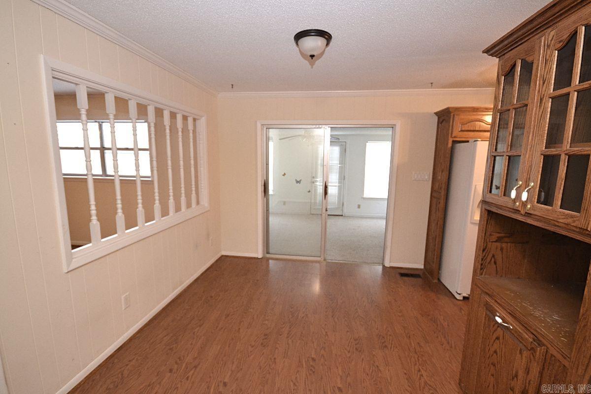 5701 N Locust