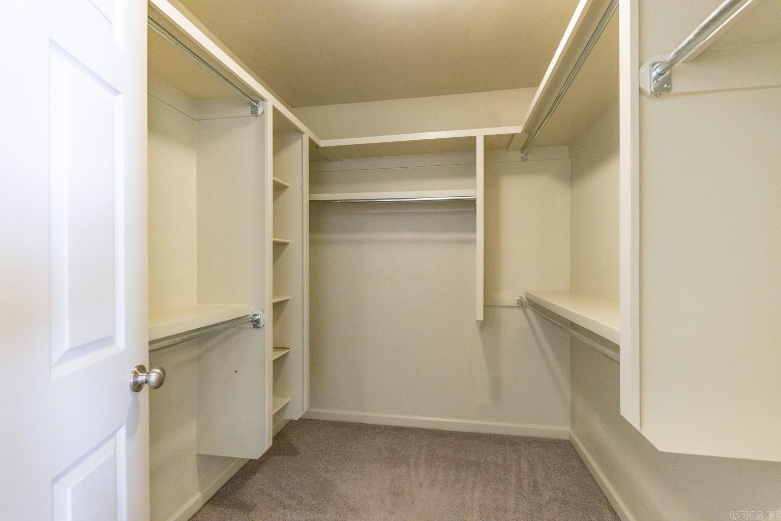 4154 Lonesome Oak Loop