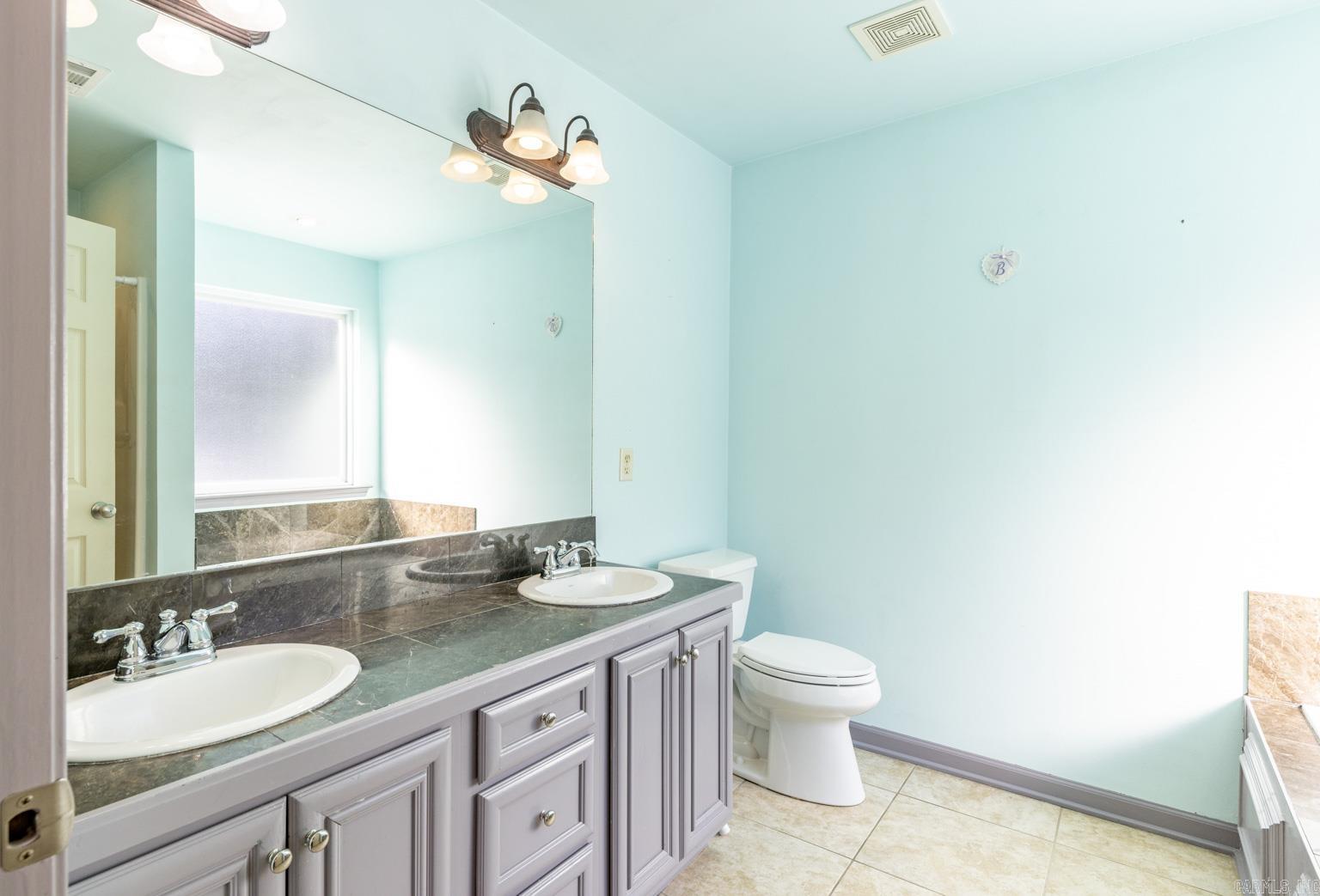 4154 Lonesome Oak Loop