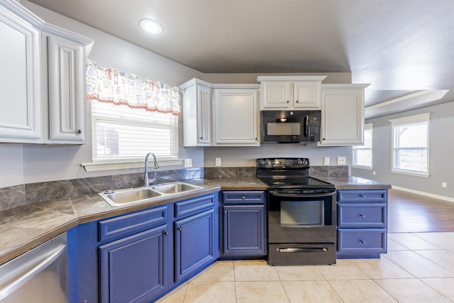 4154 Lonesome Oak Loop