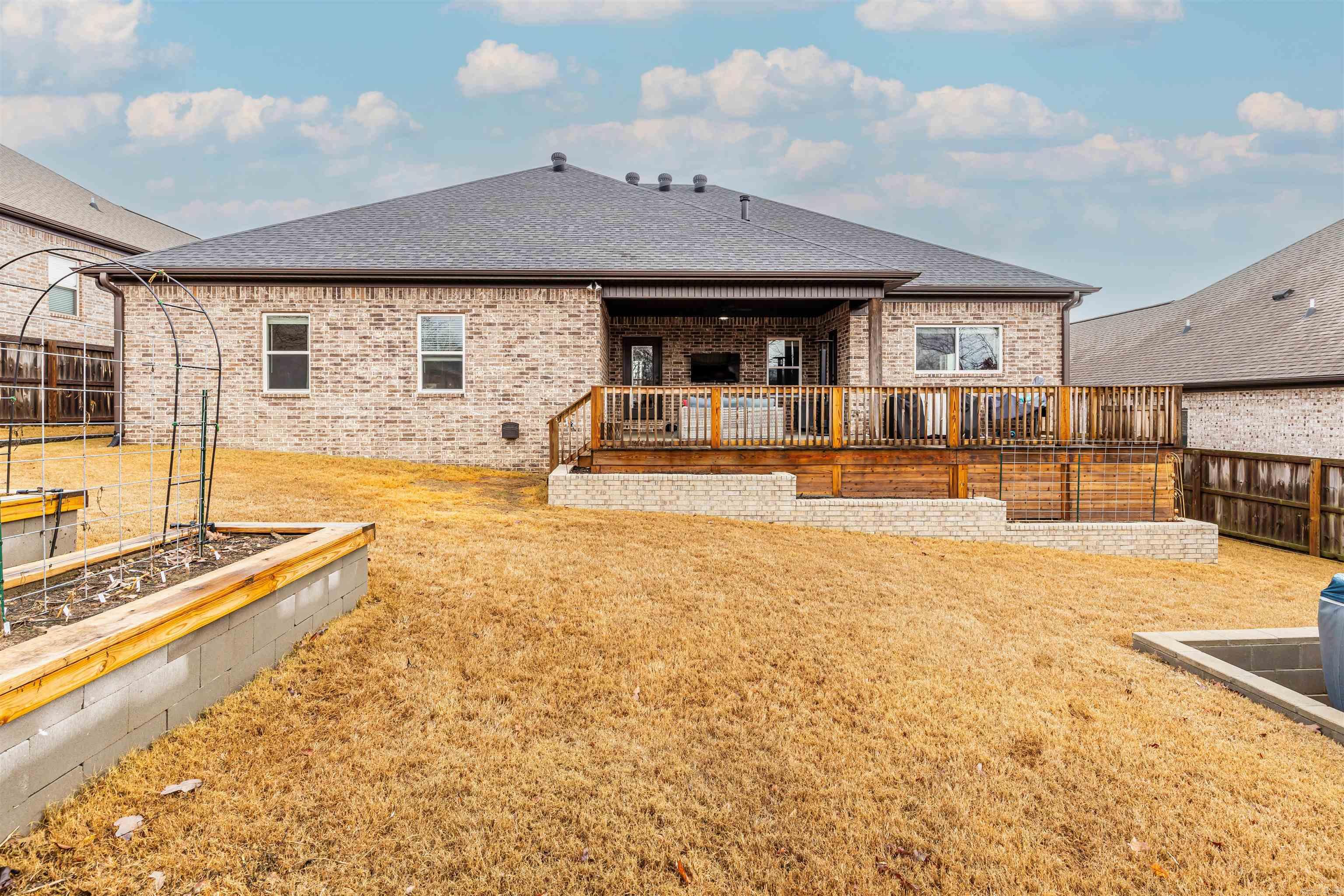 9417 Cliffside Drive