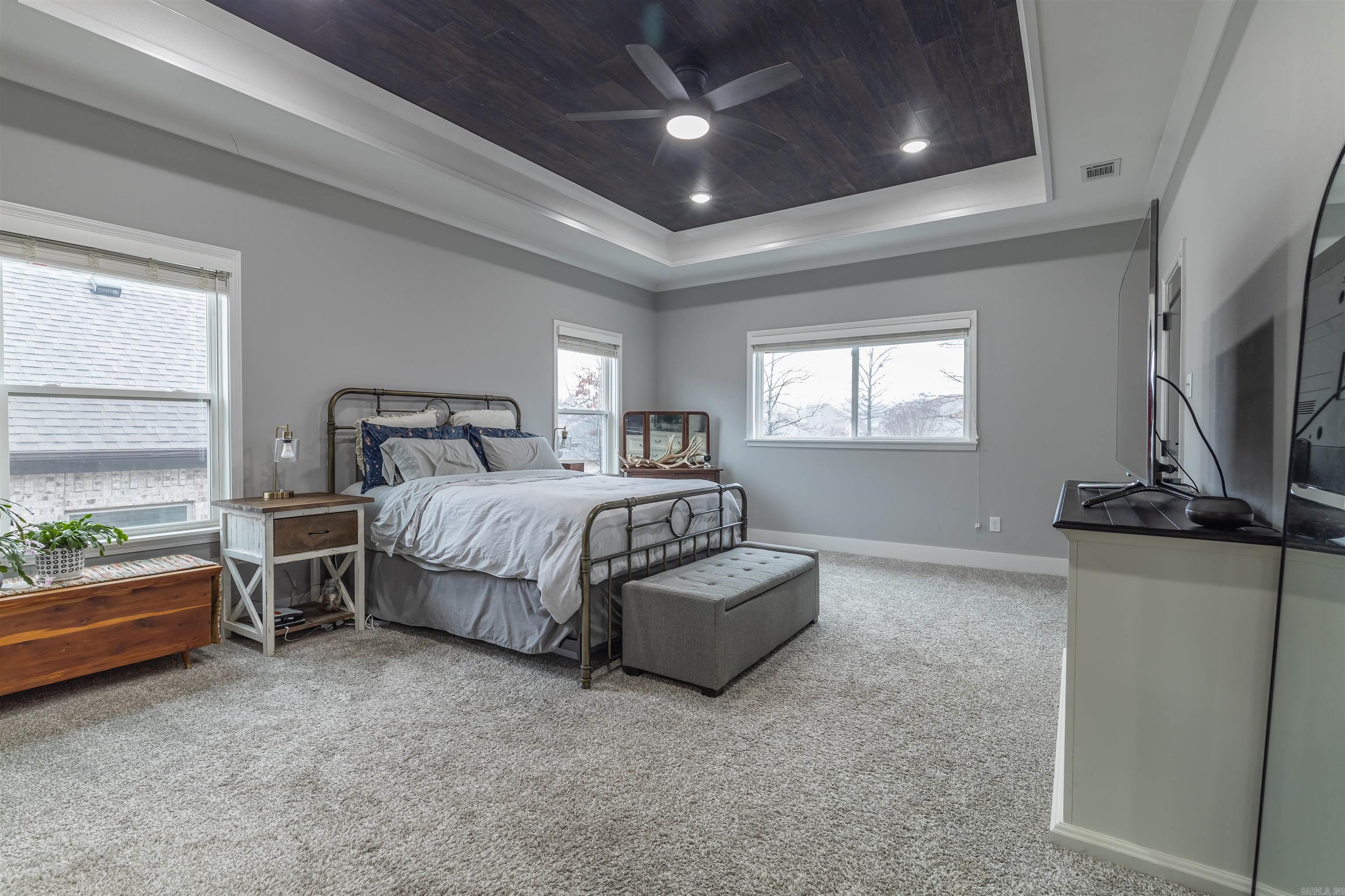 9417 Cliffside Drive