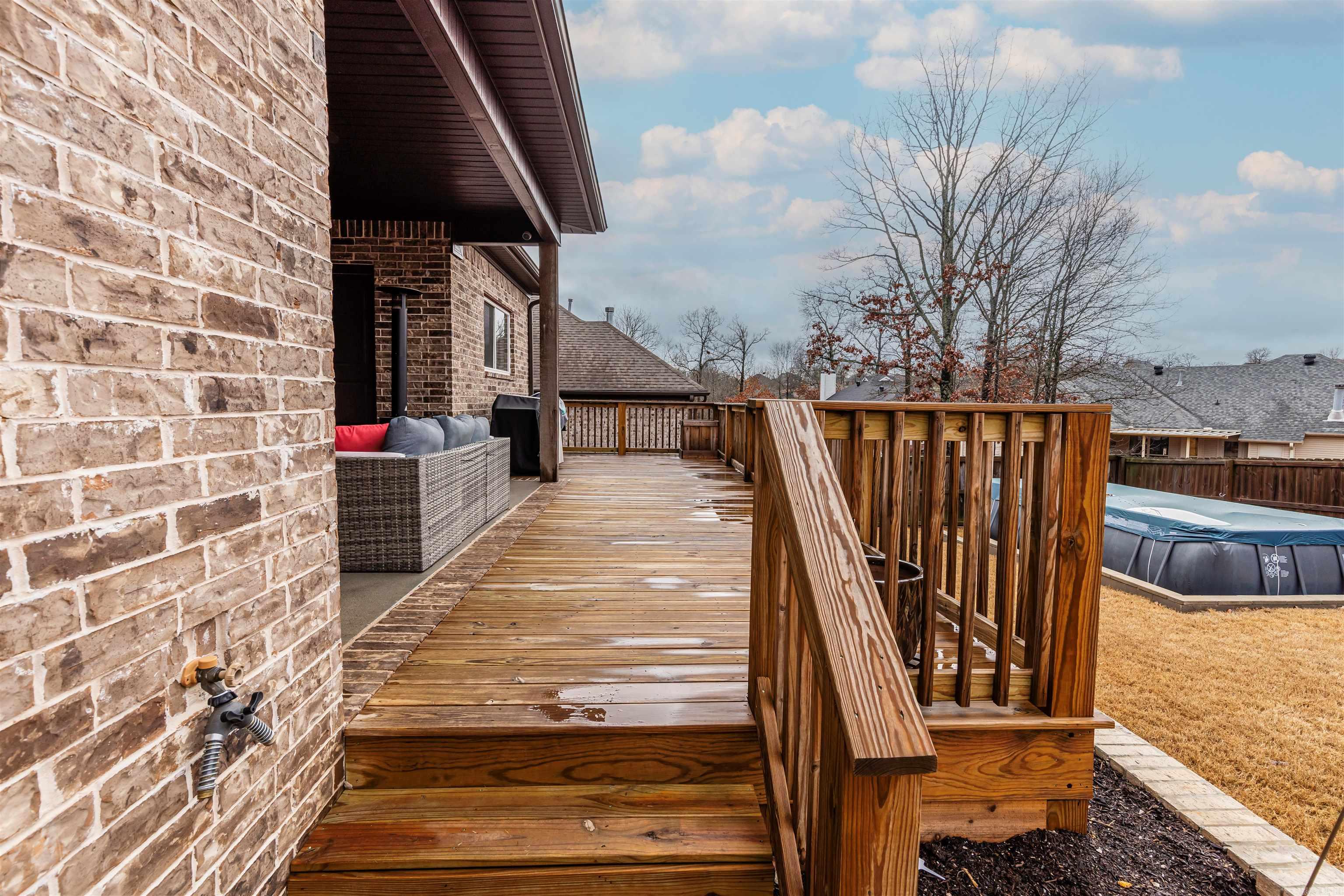 9417 Cliffside Drive