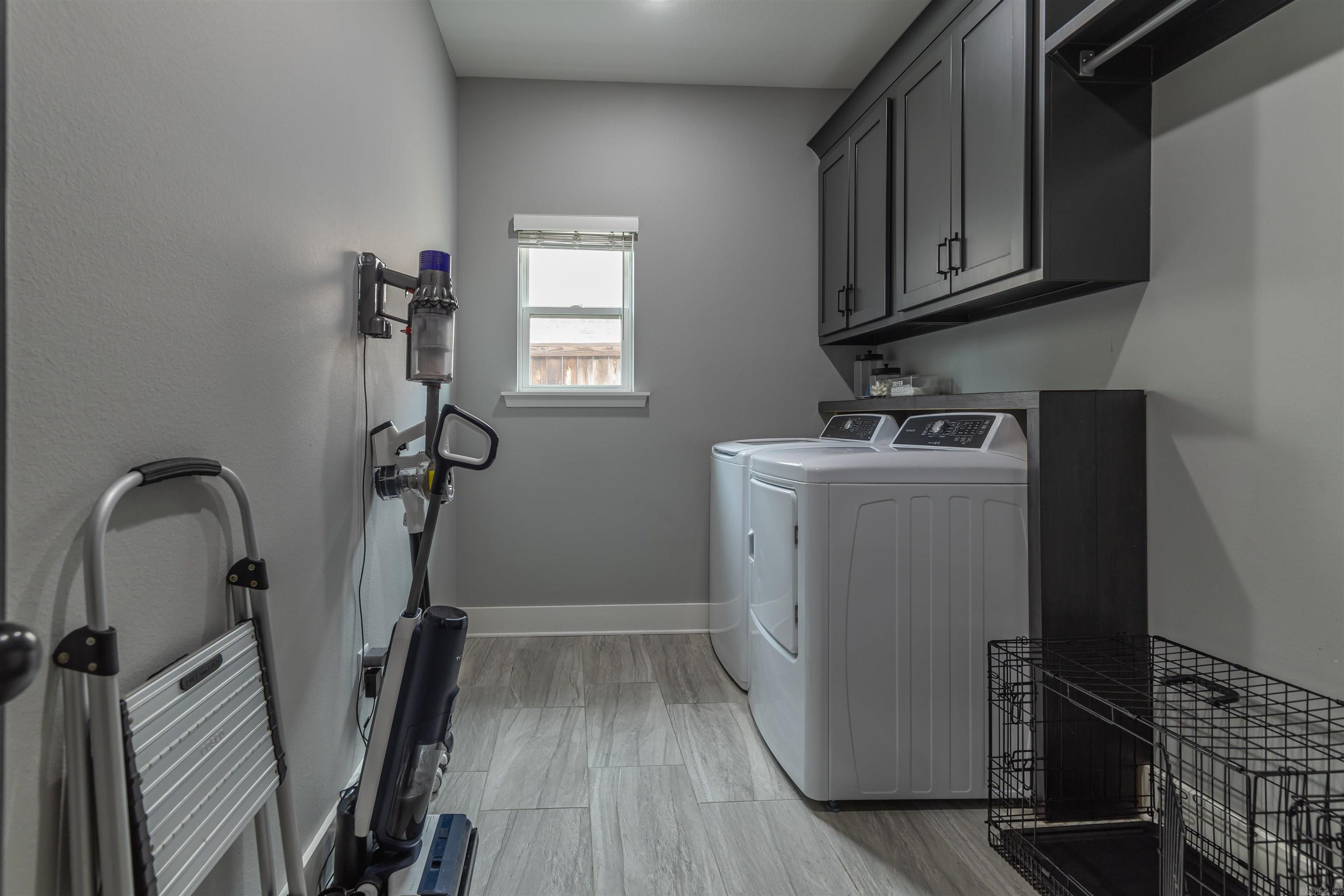 9417 Cliffside Drive