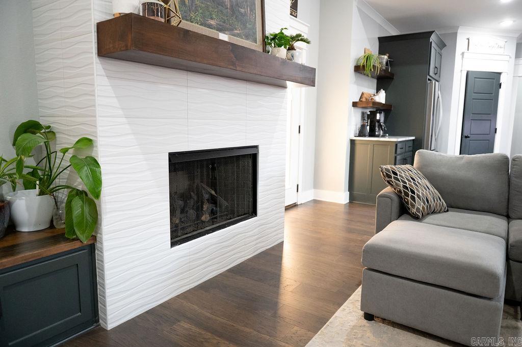 9417 Cliffside Drive