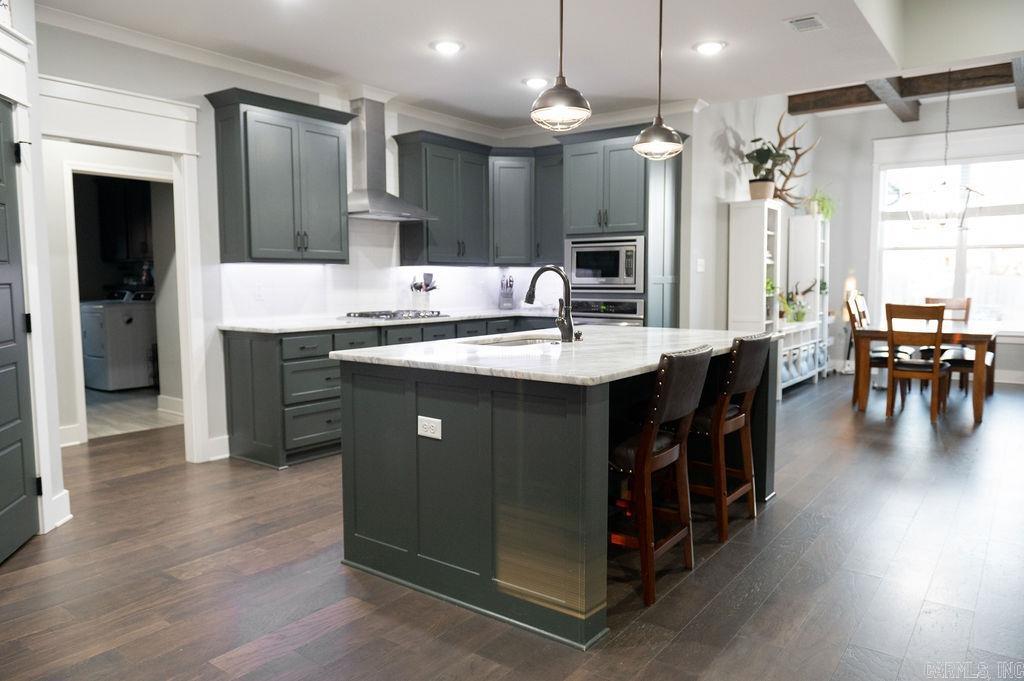 9417 Cliffside Drive