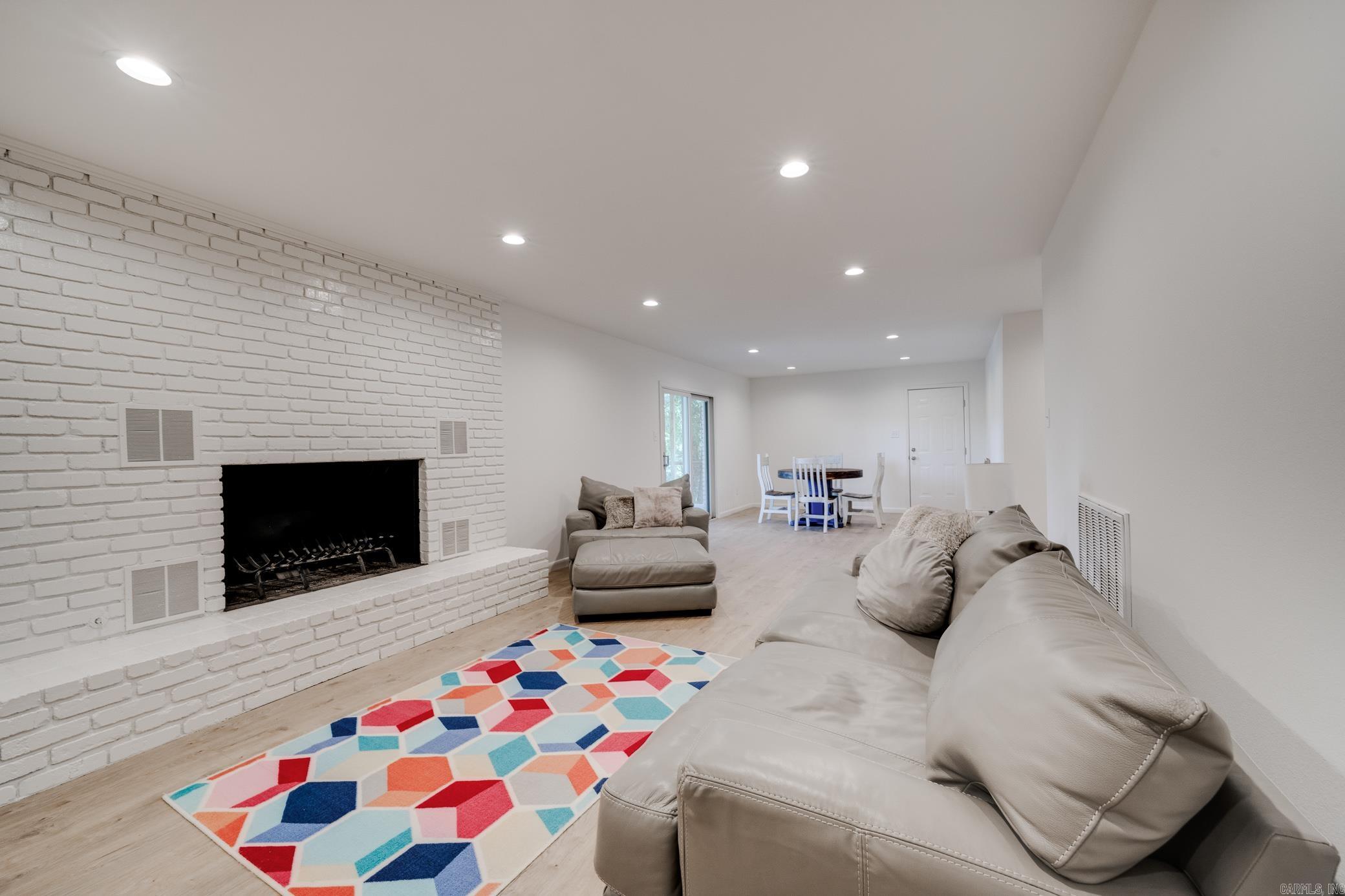1607 Garland Avenue