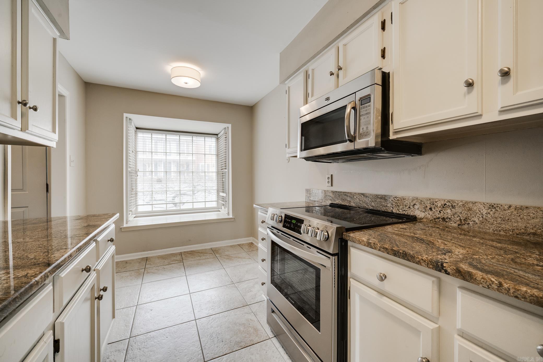 2200 Andover #902 Court Unit: 902