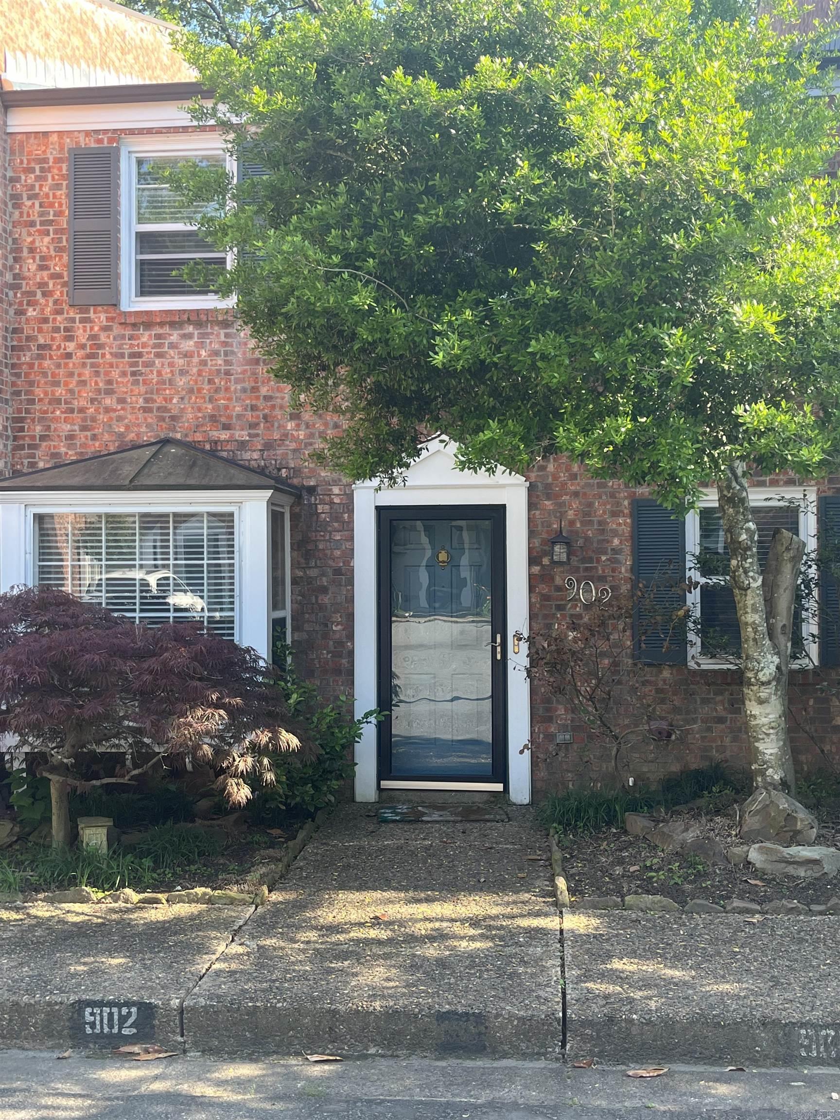 2200 Andover #902 Court Unit: 902