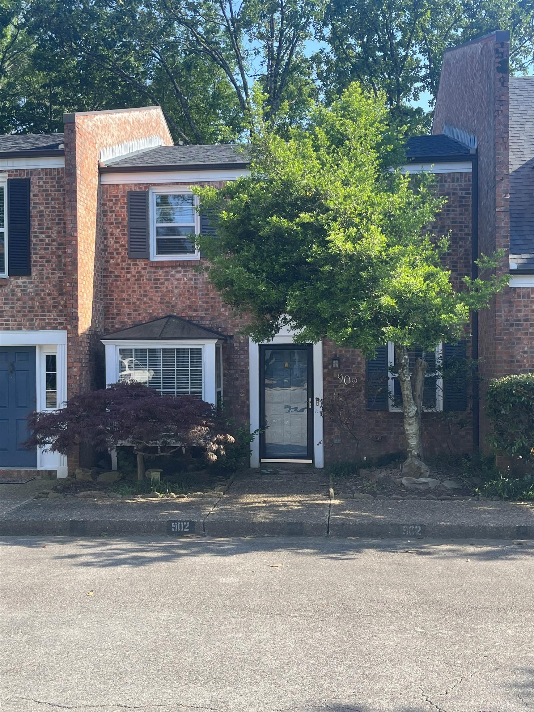 2200 Andover #902 Court Unit: 902