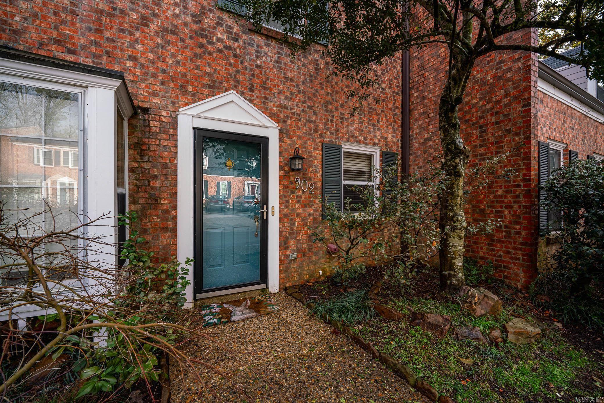 2200 Andover #902 Court Unit: 902