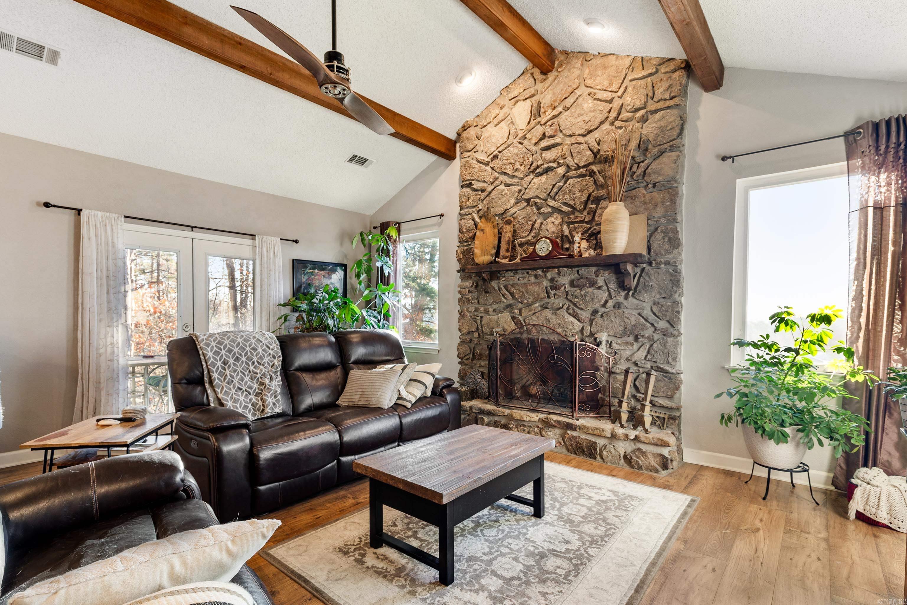 41 Hightrail Drive