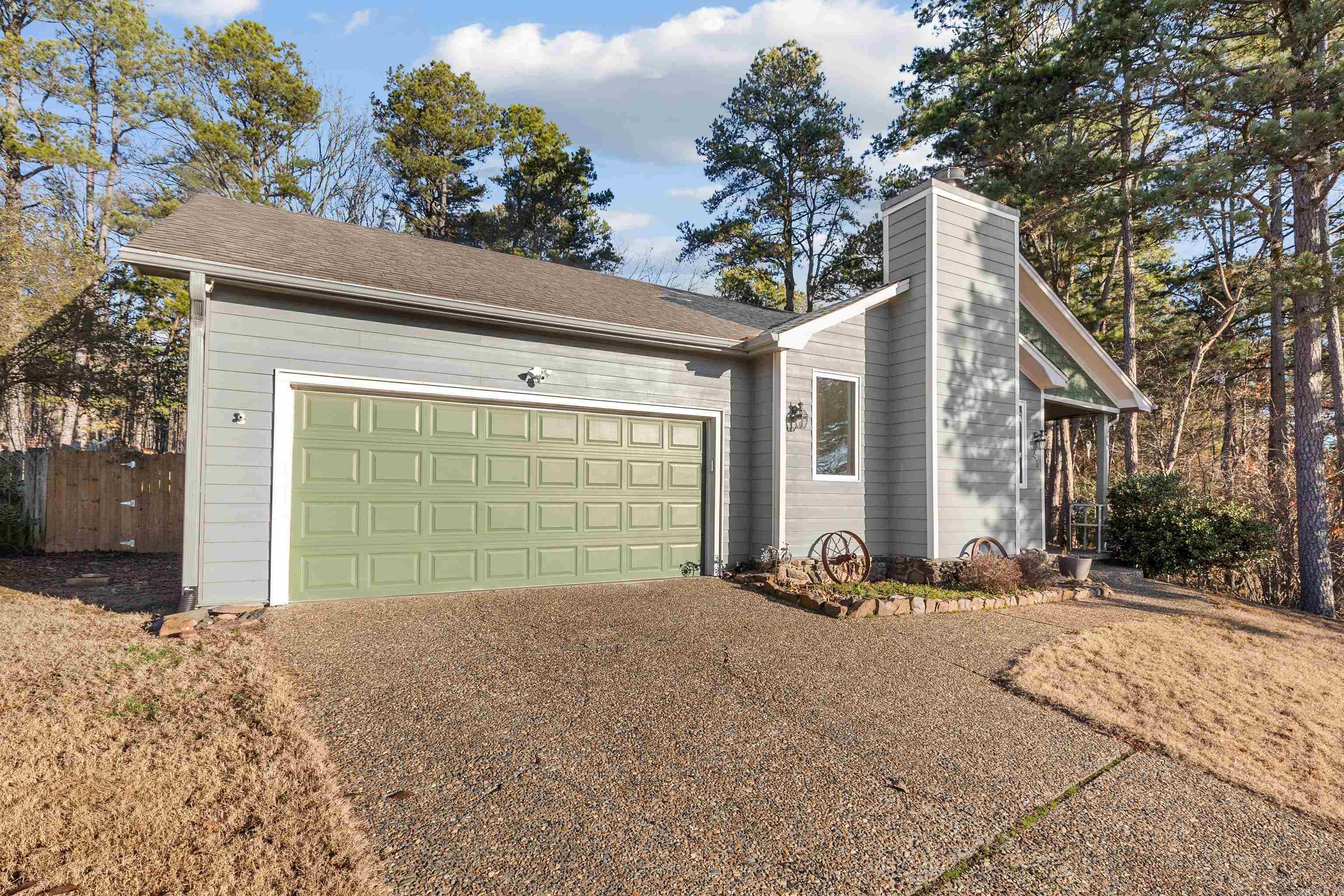 41 Hightrail Drive