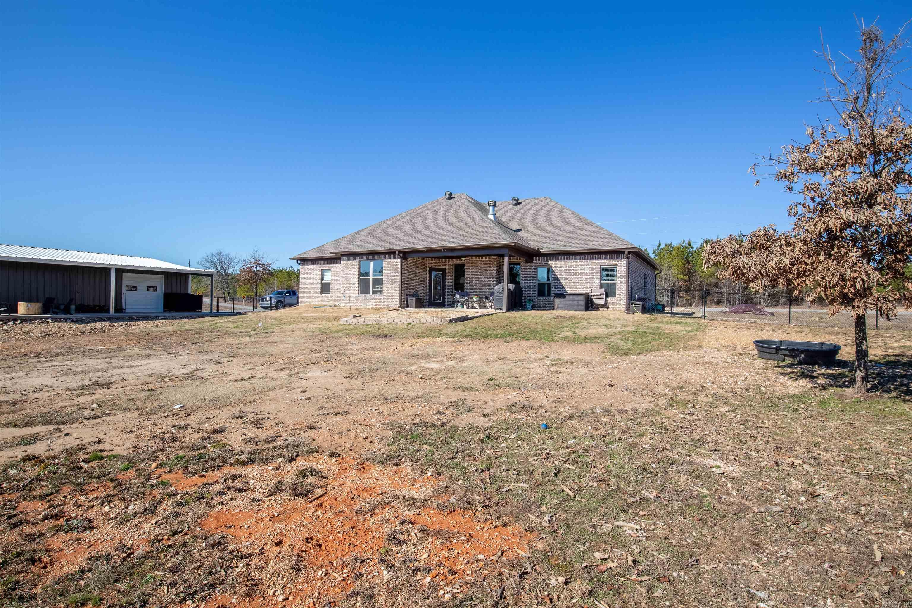 10447 HWY 298