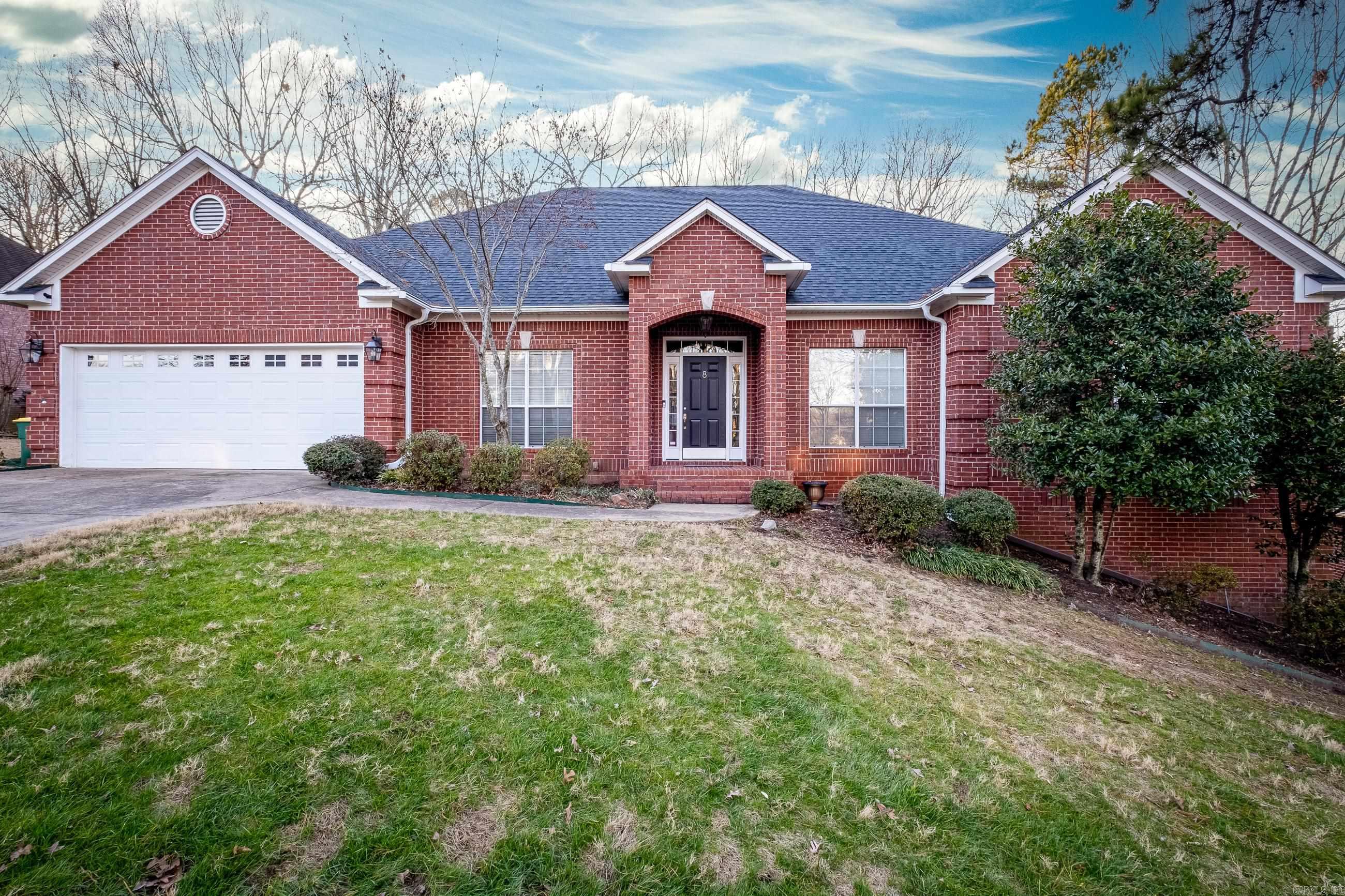 8 Carriage Creek Drive