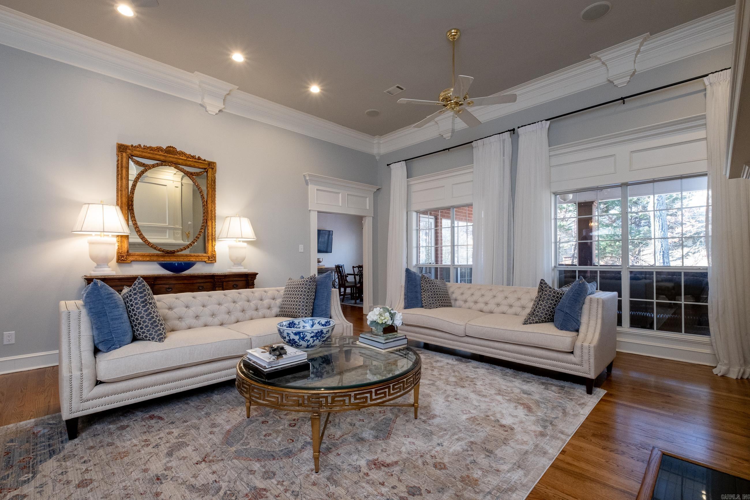 8 Carriage Creek Drive