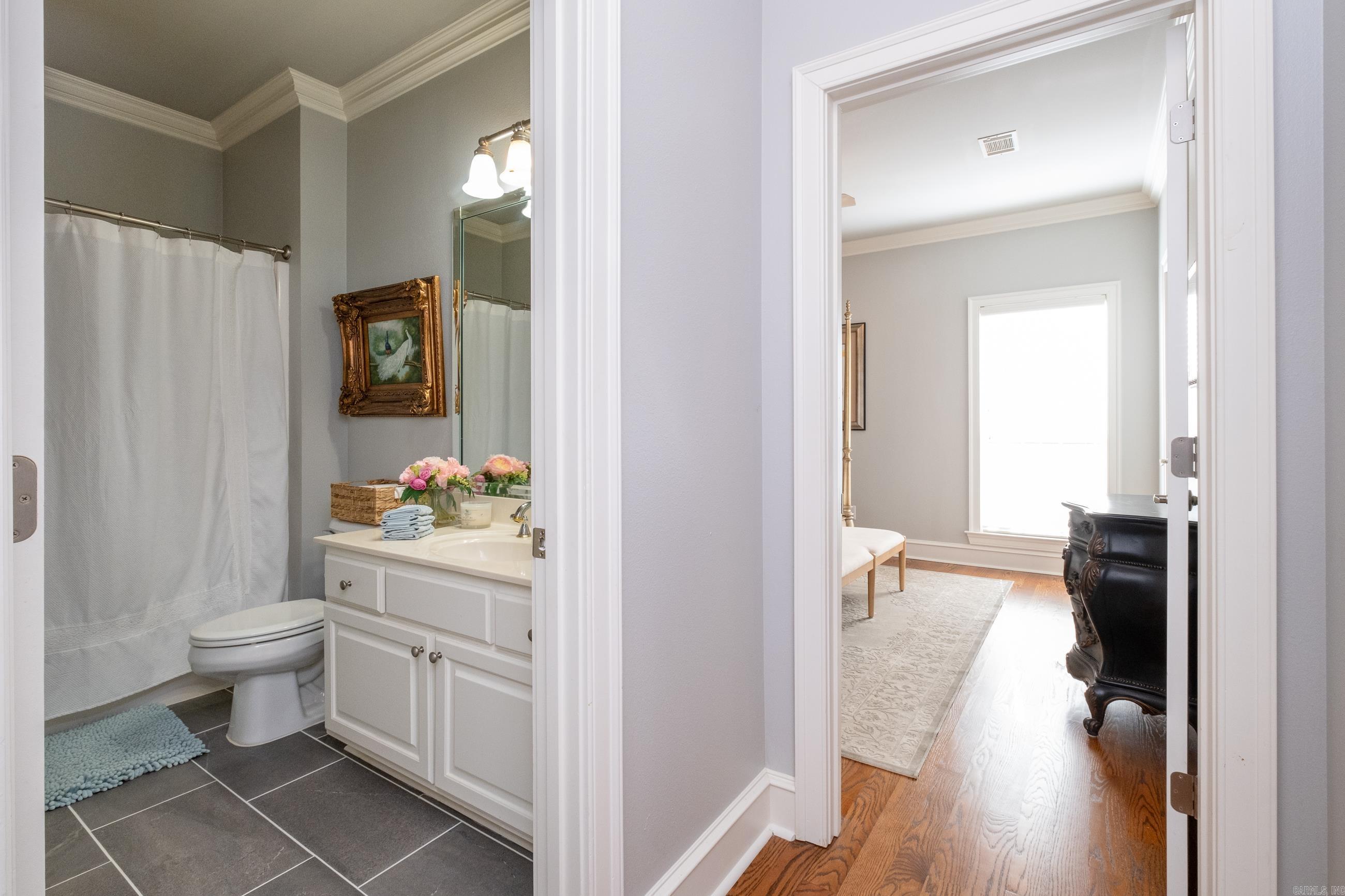 8 Carriage Creek Drive