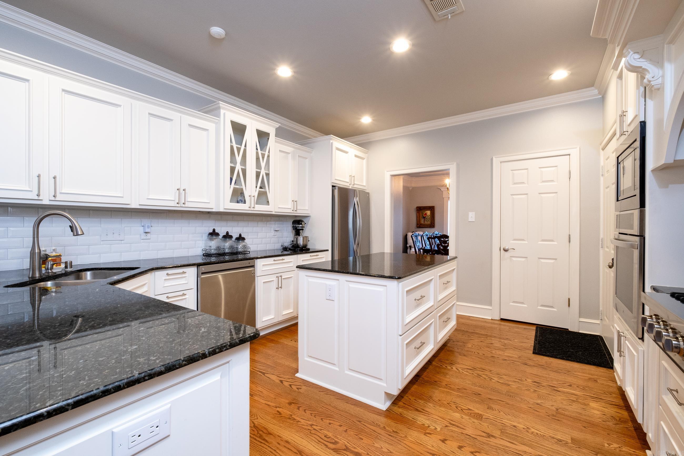 8 Carriage Creek Drive