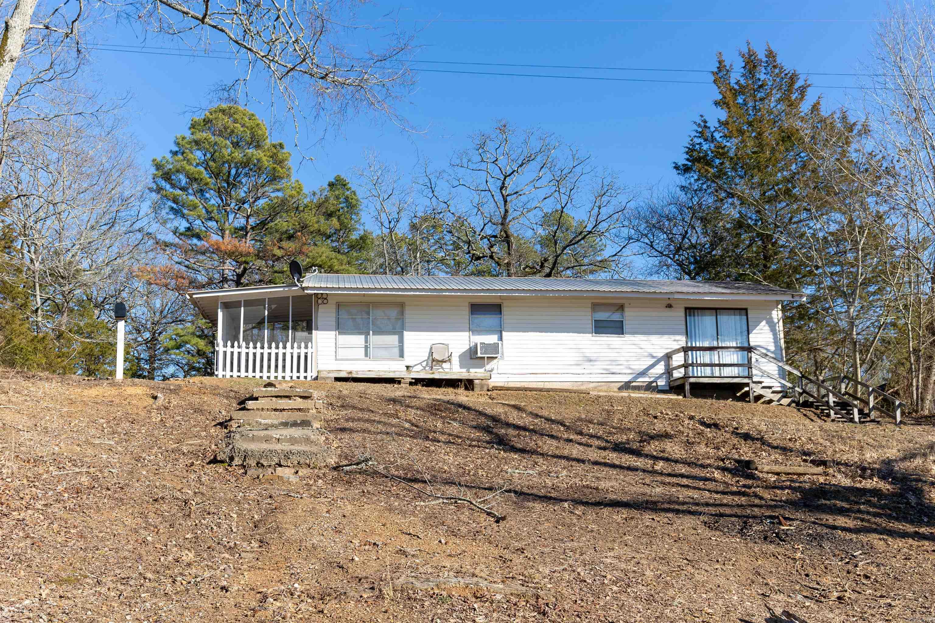 42 Crow Road