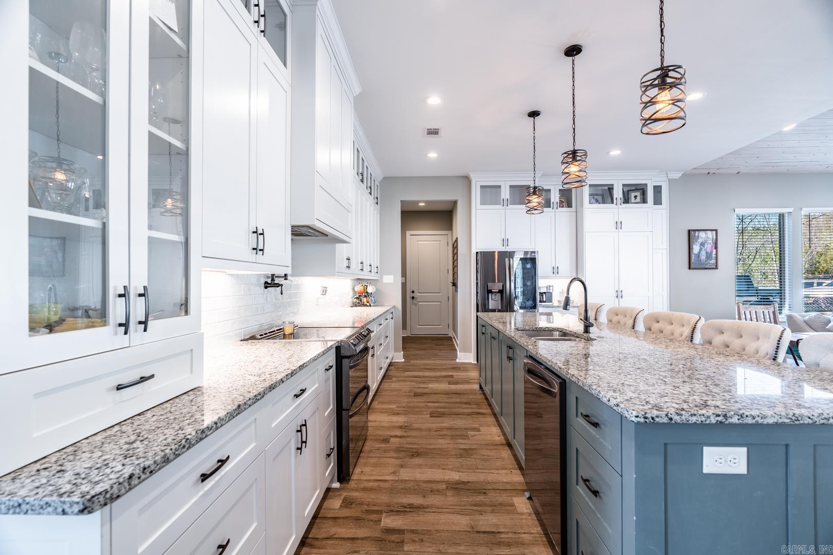 1284 Westcliffe Drive