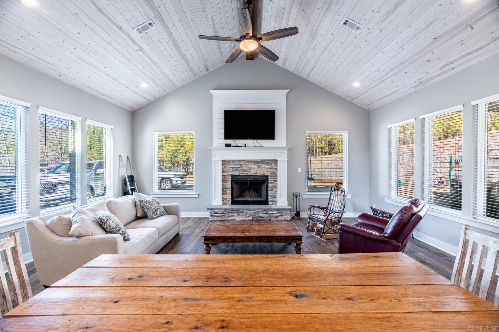 1284 Westcliffe Drive