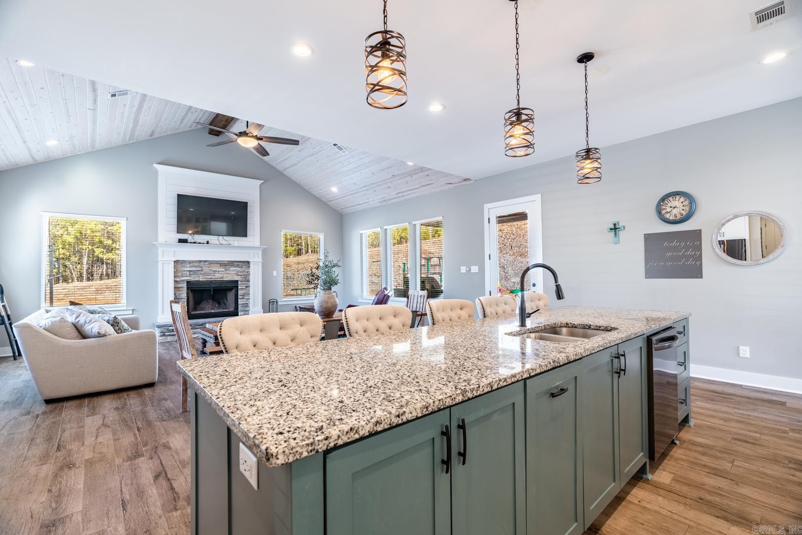 1284 Westcliffe Drive