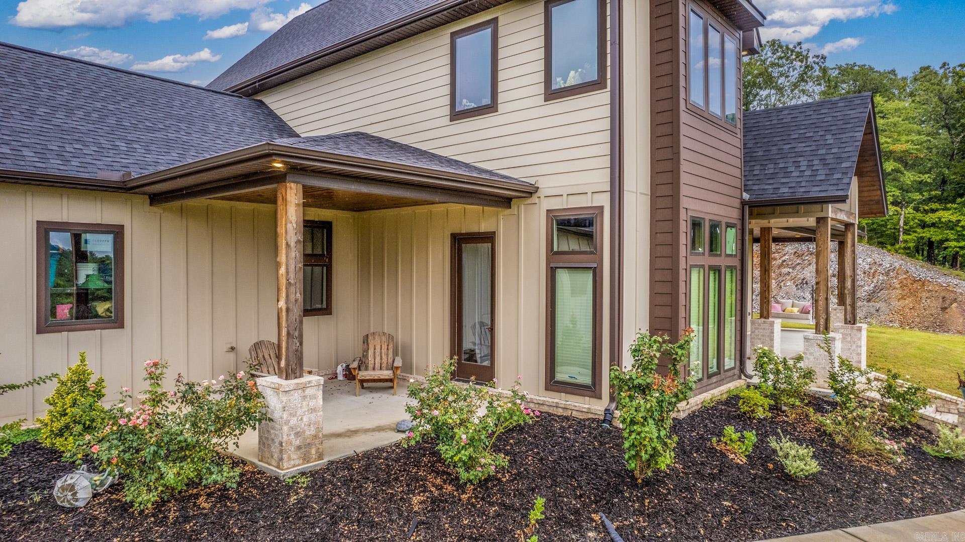 1284 Westcliffe Drive