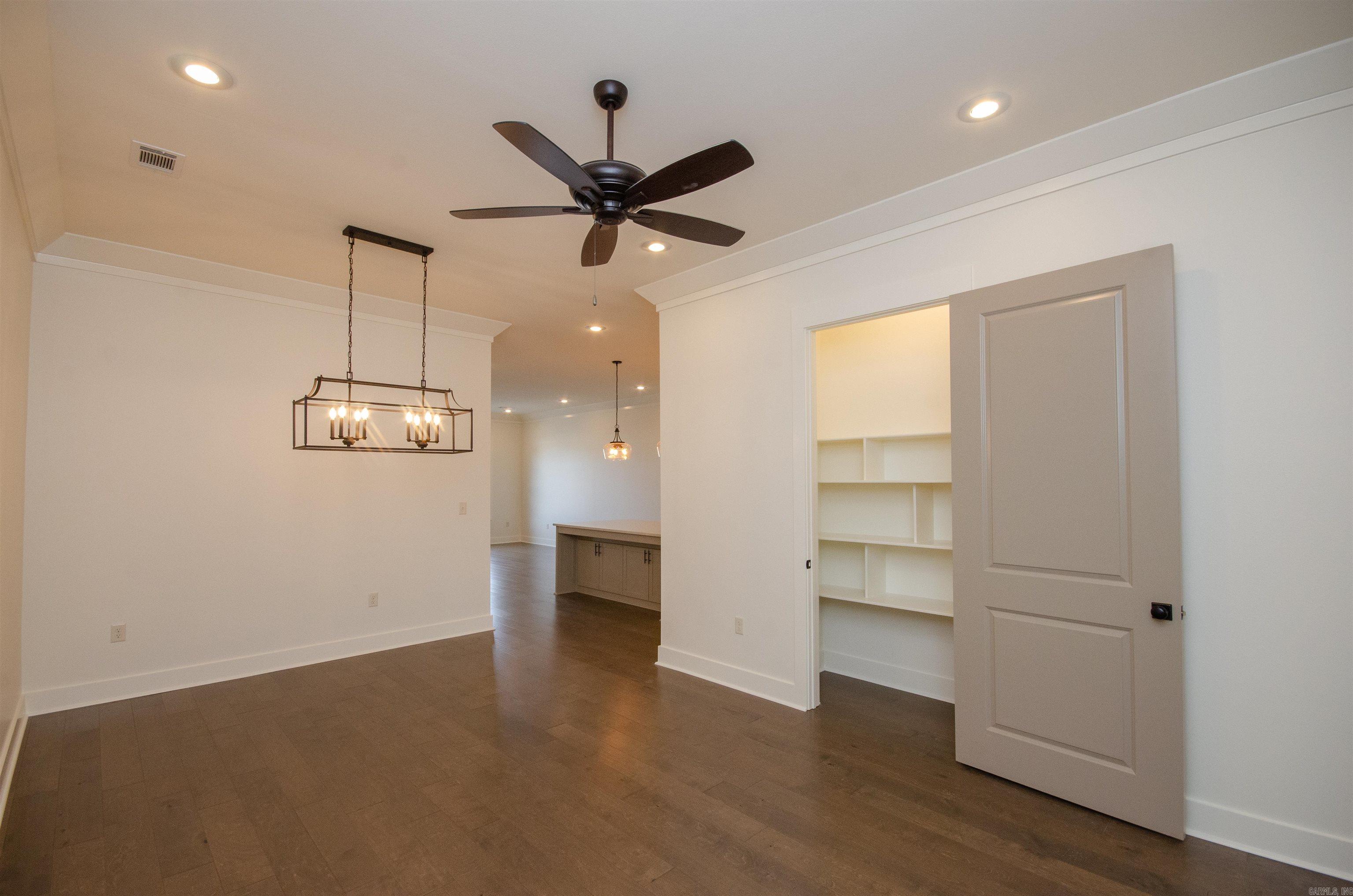 845 Steel Avenue