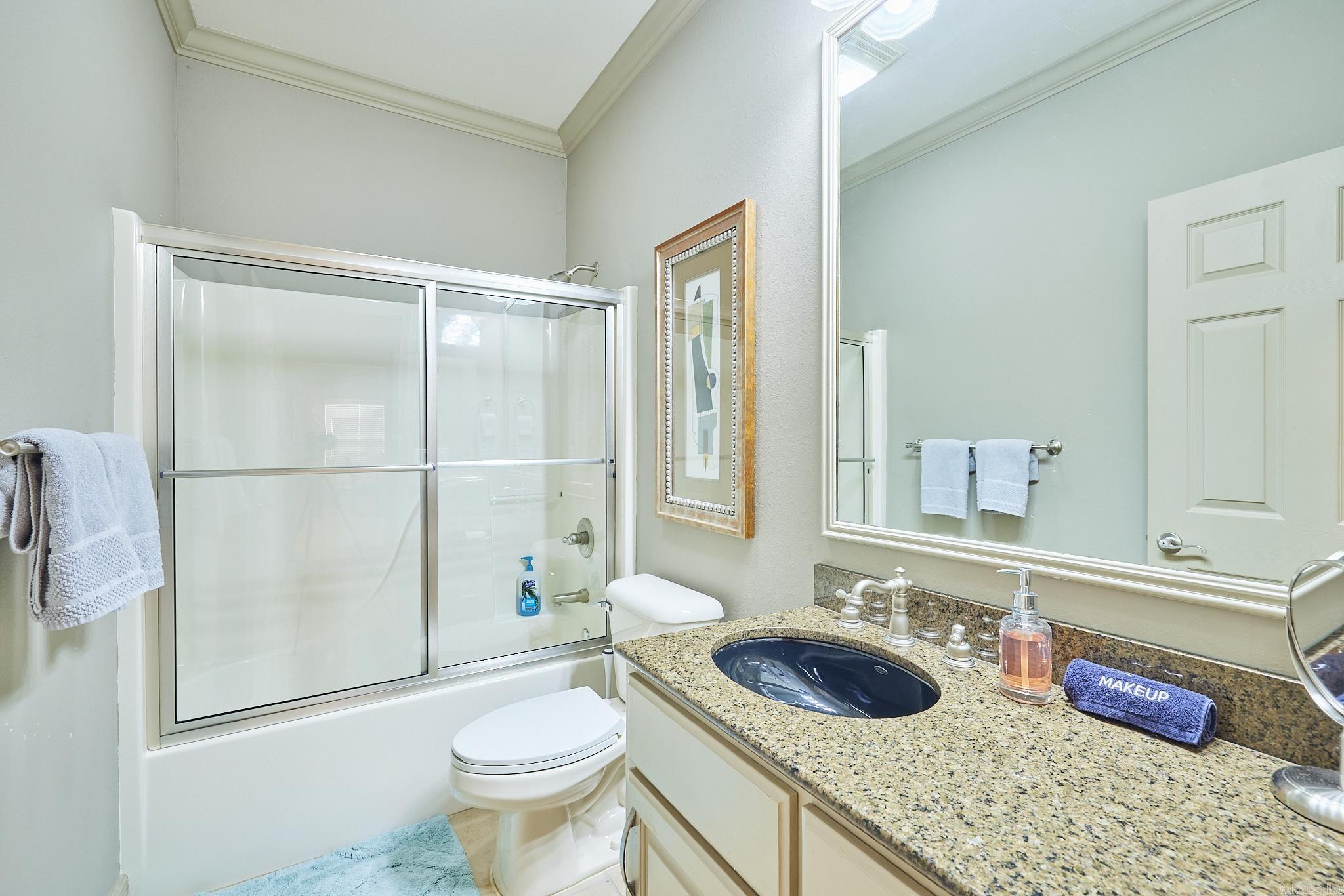 410 Halteria Ln Unit: B