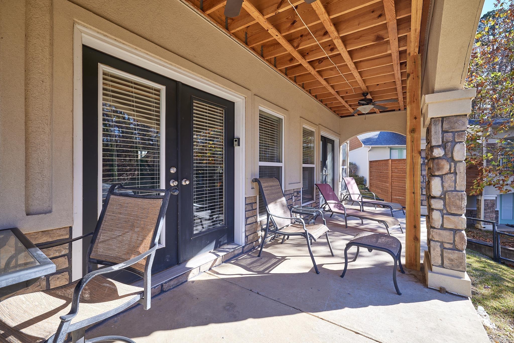 410 Halteria Ln Unit: B